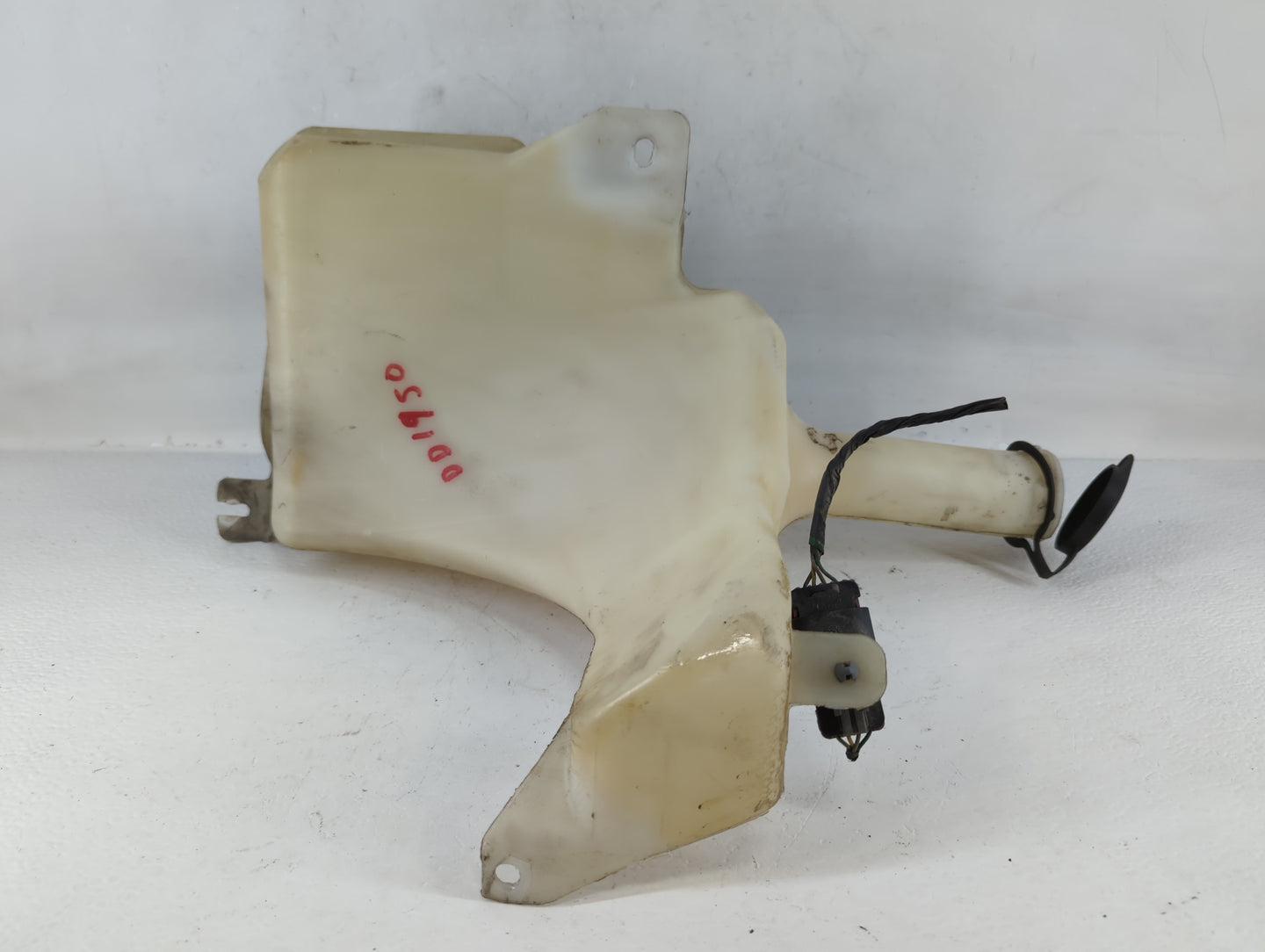2005 Chevrolet Uplander Radiator Coolant Overflow Expansion Tank Bottle - Oemusedautoparts1.com