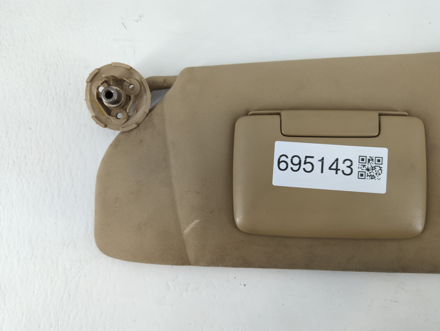 2005-2009 Chevrolet Uplander Sun Visor Shade Replacement Driver Left Mirror Fits Fits 2005 2006 2007 2008 2009 OEM Used Auto