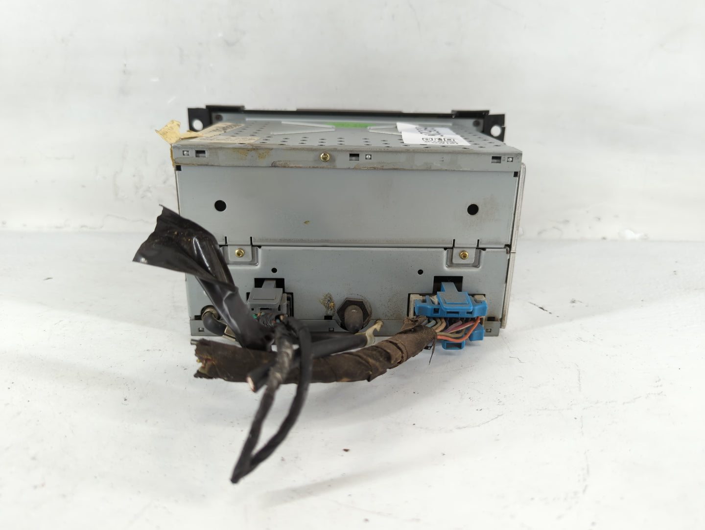 2005-2007 Chevrolet Uplander Radio AM FM Cd Player Receiver Replacement P/N:15209242 Fits Fits 2005 2006 2007 OEM Used Auto 