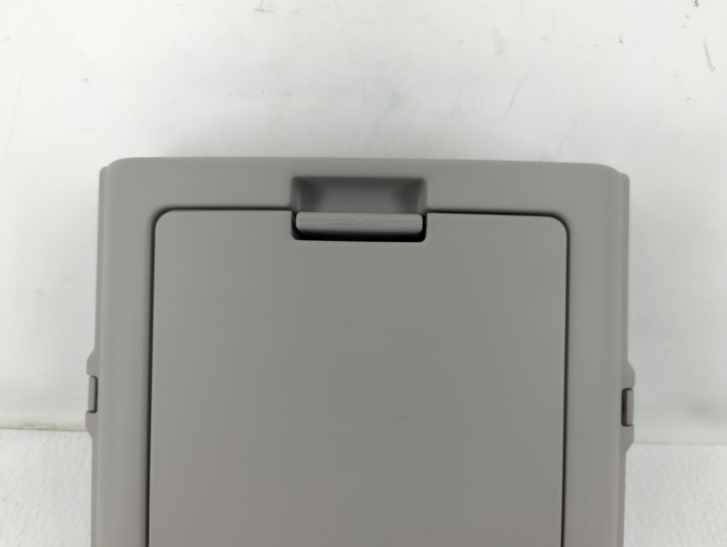 2005 Chevrolet Uplander Overhead Roof Console - Oemusedautoparts1.com