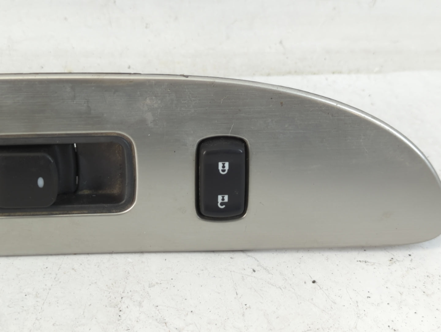 2005-2009 Chevrolet Uplander Master Power Window Switch Replacement Driver Side Left P/N:15243762 Fits OEM Used Auto Parts -