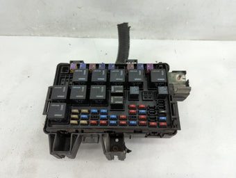 compare product 2005 Chevrolet Uplander Fusebox Fuse Box Panel Relay Module Fits OEM Used Auto Parts