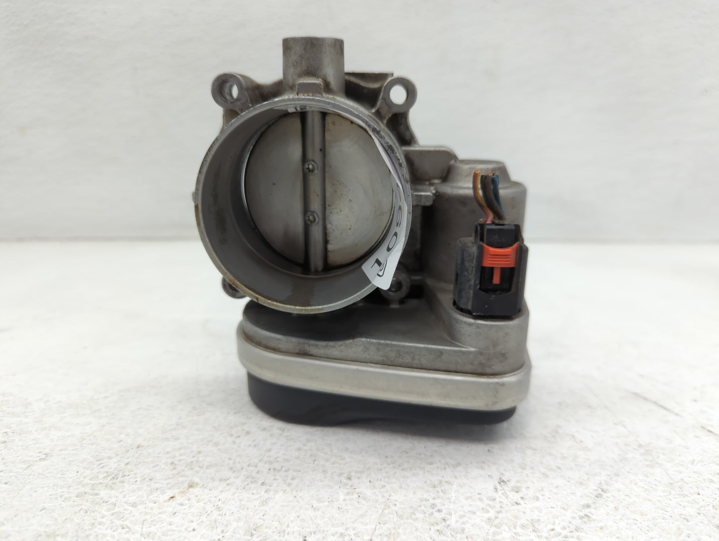 2005 Chrysler 300 Throttle Body P/N:5 718 201 04861691AA Fits OEM Used Auto Parts - Oemusedautoparts1.com