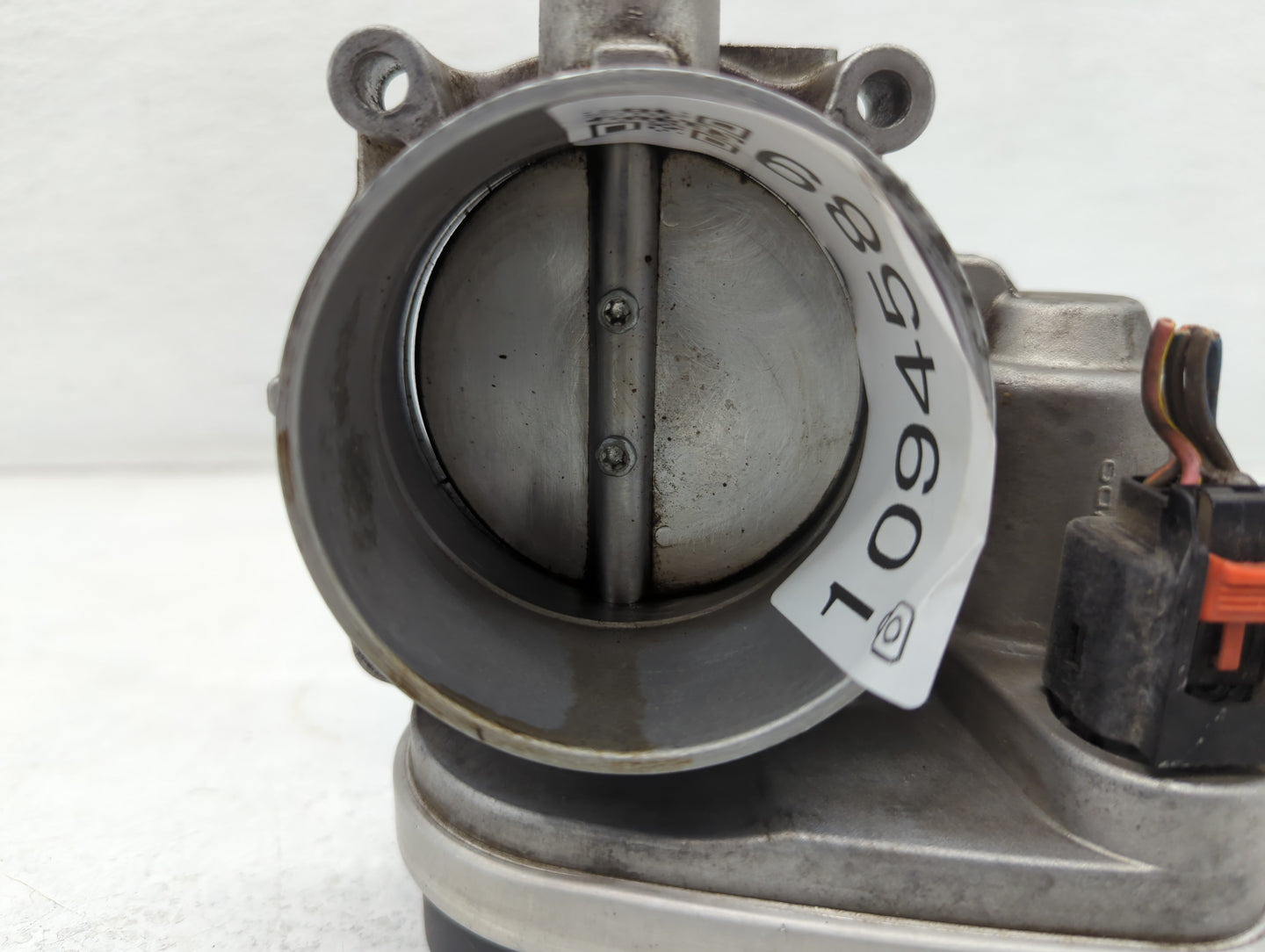 2005 Chrysler 300 Throttle Body P/N:5 718 201 04861691AA Fits OEM Used Auto Parts - Oemusedautoparts1.com