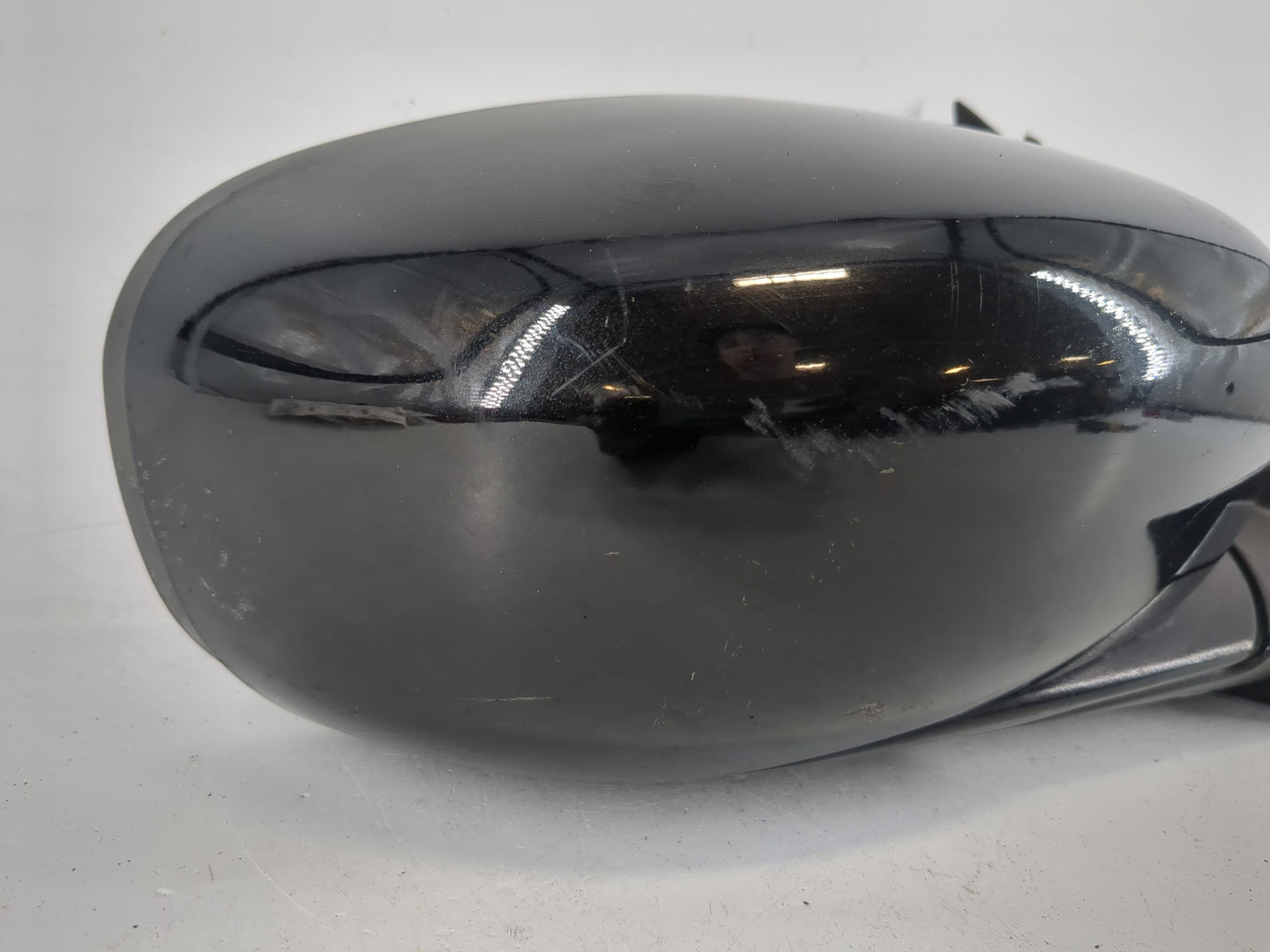 2005 Chrysler 300 Radio AM FM Cd Player Receiver Replacement Fits OEM Used Auto Parts - Oemusedautoparts1.com