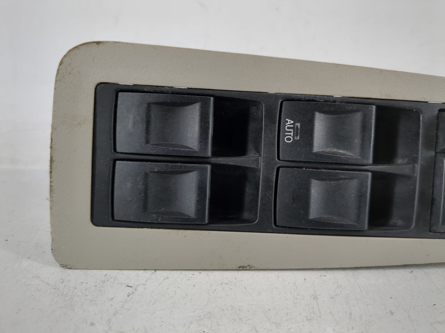 2005 Chrysler 300 Master Power Window Switch Replacement Driver Side Left P/N:050382BD1AB 04602342AF Fits OEM Used Auto Part