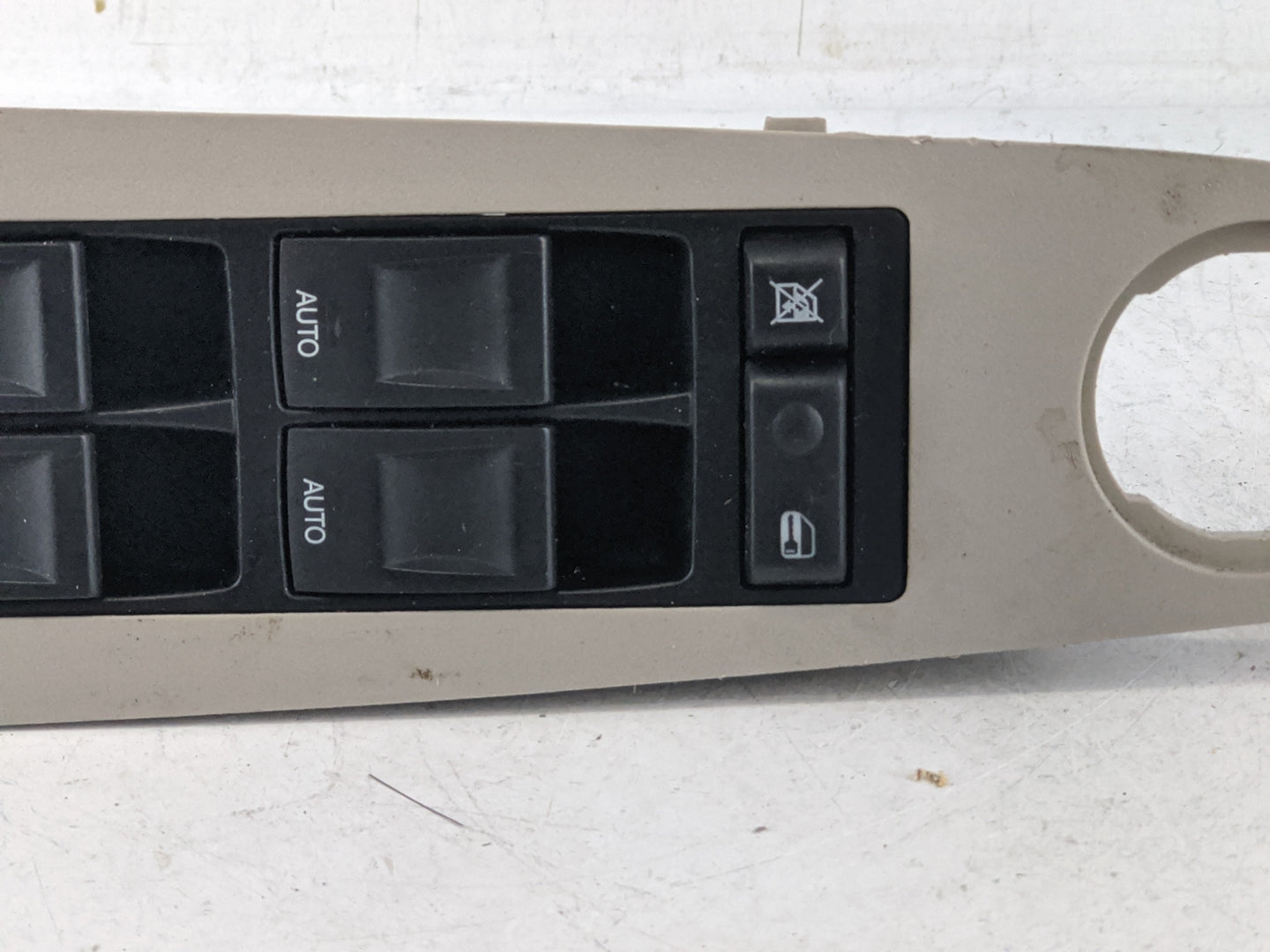 2005 Chrysler 300 Master Power Window Switch Replacement Driver Side Left P/N:050382BD1AB 04602342AF Fits OEM Used Auto Part