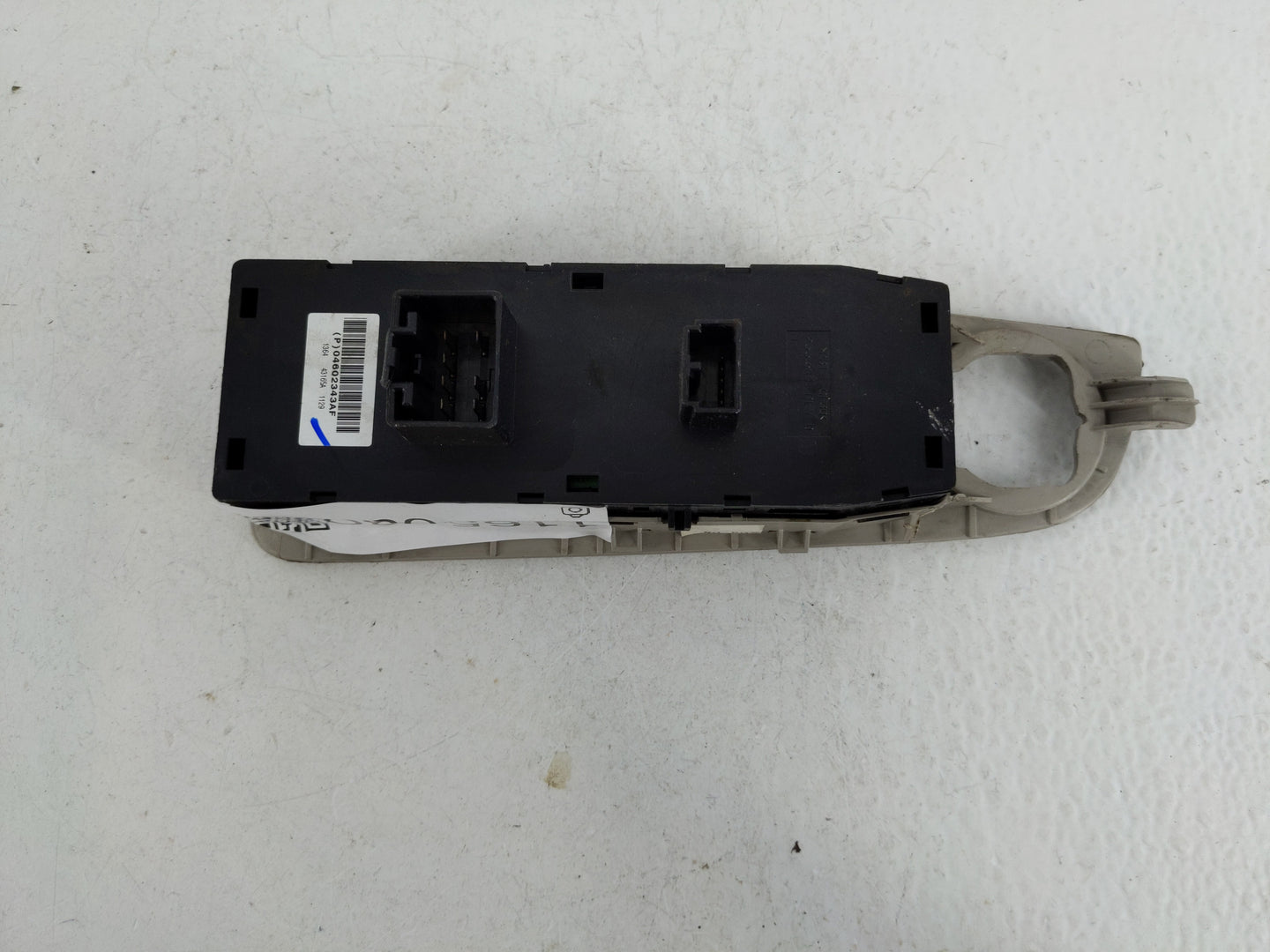 2005 Chrysler 300 Master Power Window Switch Replacement Driver Side Left P/N:04602343AF Fits OEM Used Auto Parts - Oemuseda