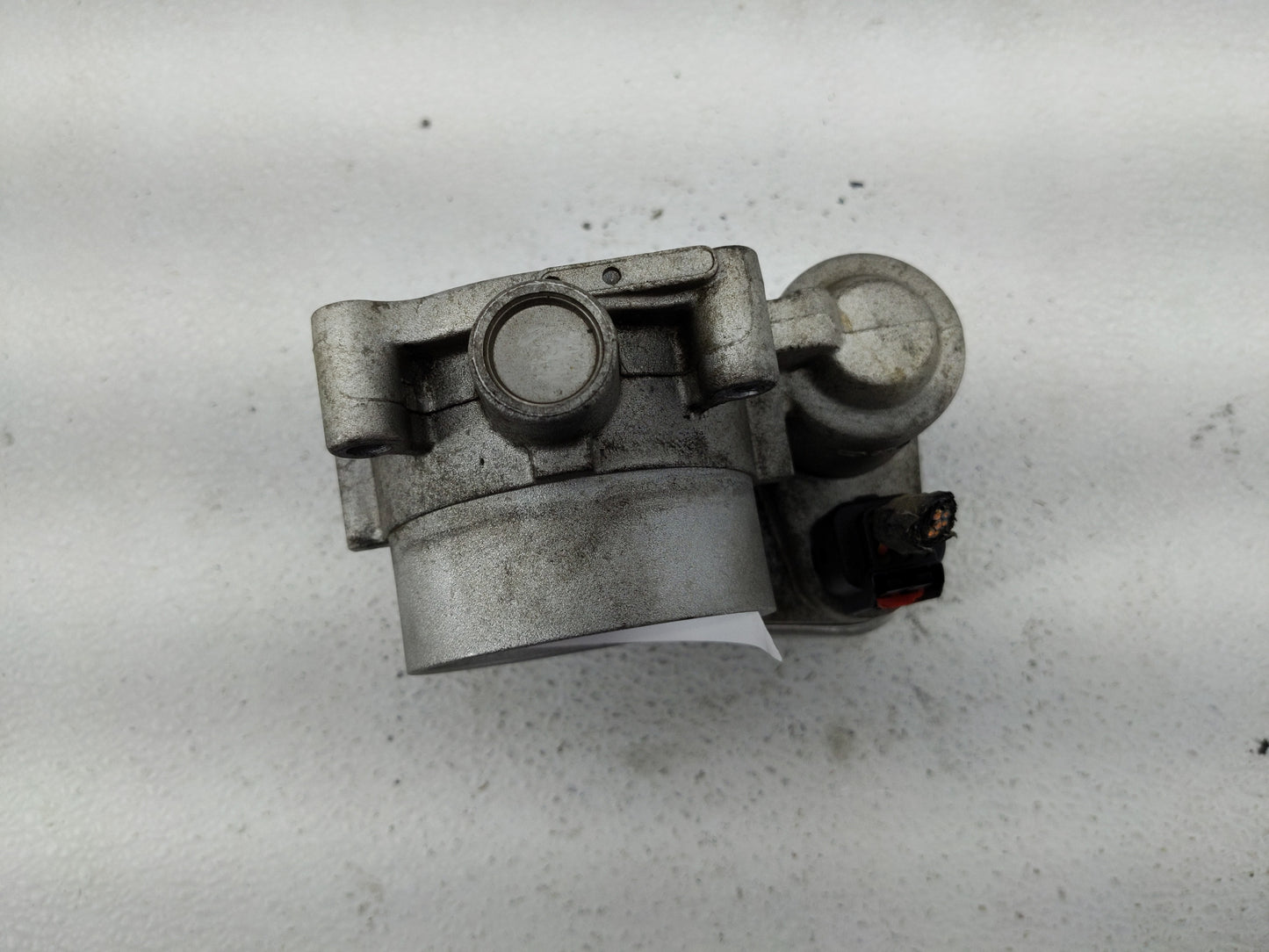 2005 Chrysler 300 Throttle Body P/N:0486 1691 AA Fits OEM Used Auto Parts - Oemusedautoparts1.com