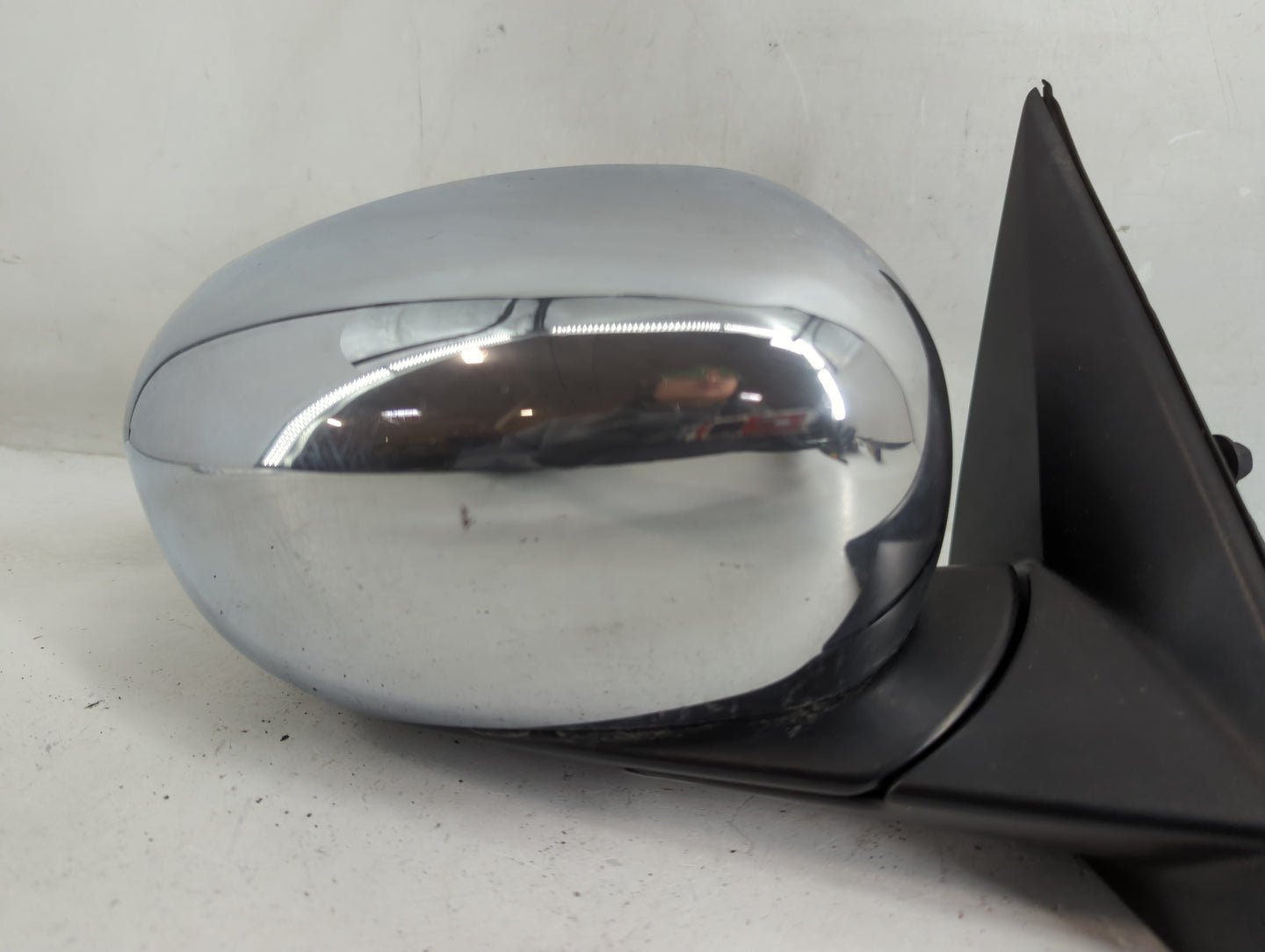 2005-2010 Chrysler 300 Side Mirror Replacement Passenger Right View Door Mirror P/N:E11015628 Fits OEM Used Auto Parts - Oem
