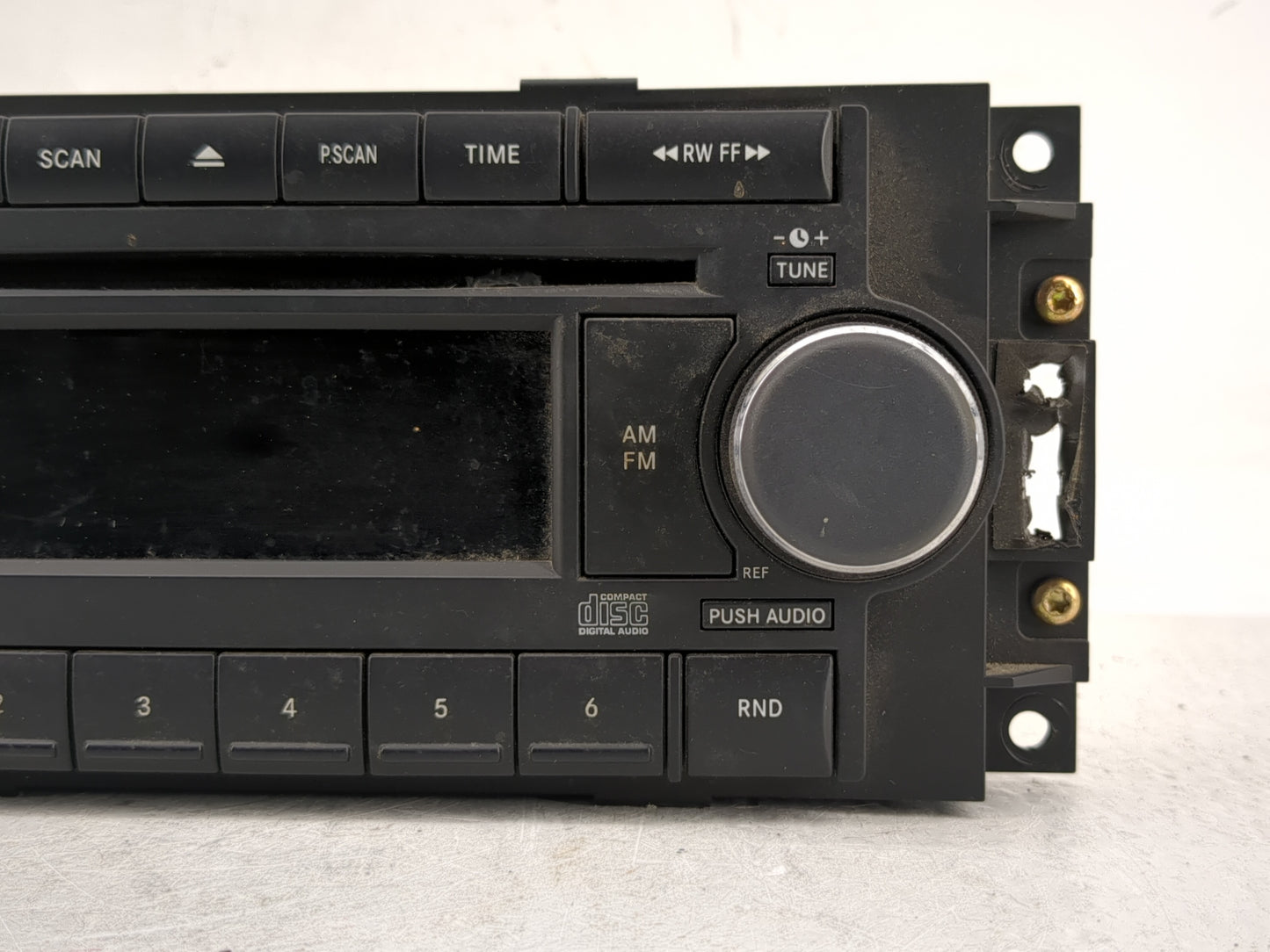 2005-2007 Chrysler 300 Radio AM FM Cd Player Receiver Replacement P/N:P05064071AC Fits Fits 2005 2006 2007 2008 2009 OEM Use
