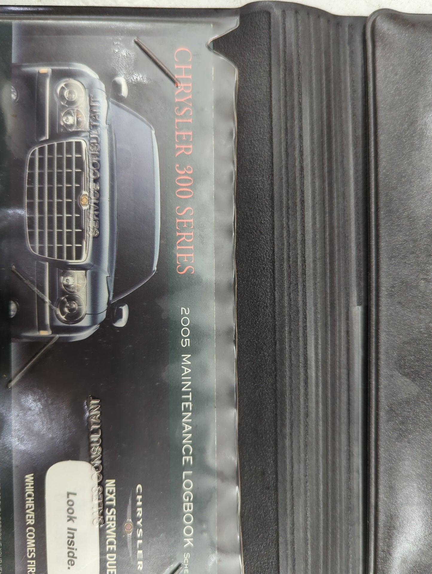 2005 Chrysler 300 Owners Manual Book Guide P/N:81-026-0543 OEM Used Auto Parts - Oemusedautoparts1.com