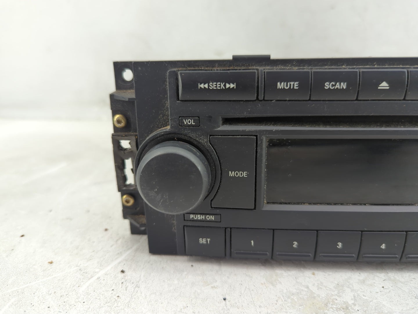 2005-2007 Chrysler 300 Radio AM FM Cd Player Receiver Replacement P/N:P05091710AE Fits Fits 2004 2005 2006 2007 2008 2009 20