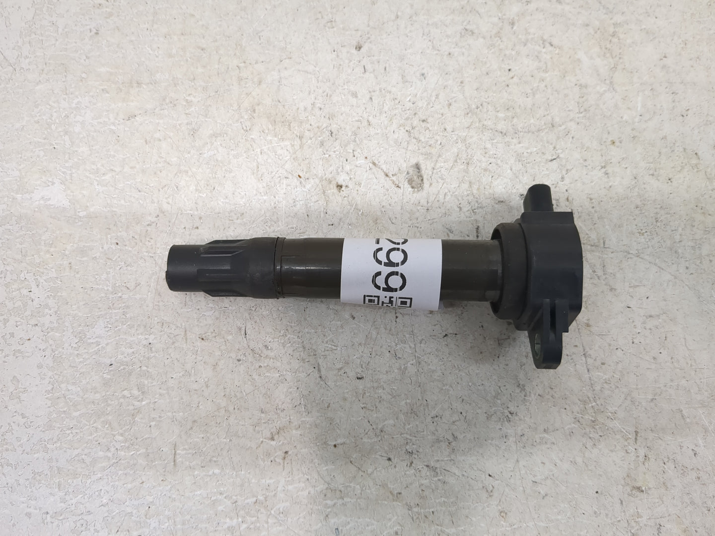 2005-2005 Chrysler 300 Ignition Coil Igniter Pack - Oemusedautoparts1.com