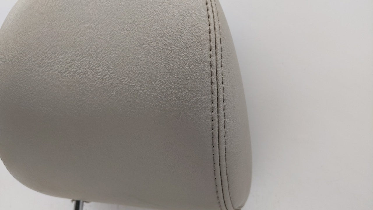 2005-2007 Chrysler 300 Headrest Head Rest Front Driver Passenger Seat Fits Fits 2005 2006 2007 OEM Used Auto Parts - Oemused