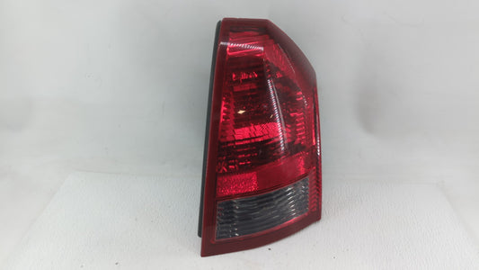 2005-2007 Chrysler 300 Tail Light Assembly Passenger Right OEM P/N:58622-E Fits Fits 2005 2006 2007 OEM Used Auto Parts - Oe