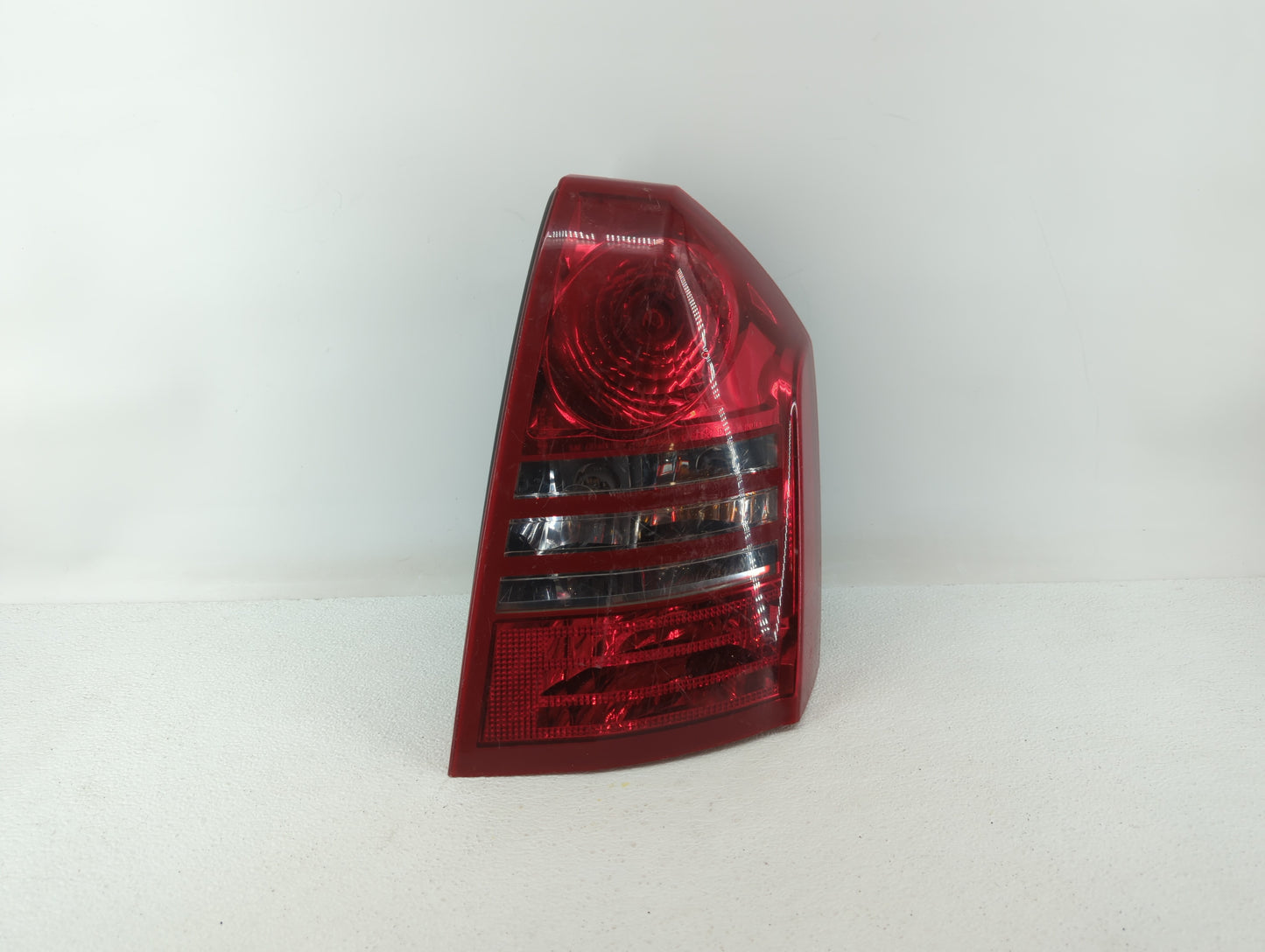 2005 Chrysler 300 Passenger Right Oem Head Light Headlight Lamp - Oemusedautoparts1.com