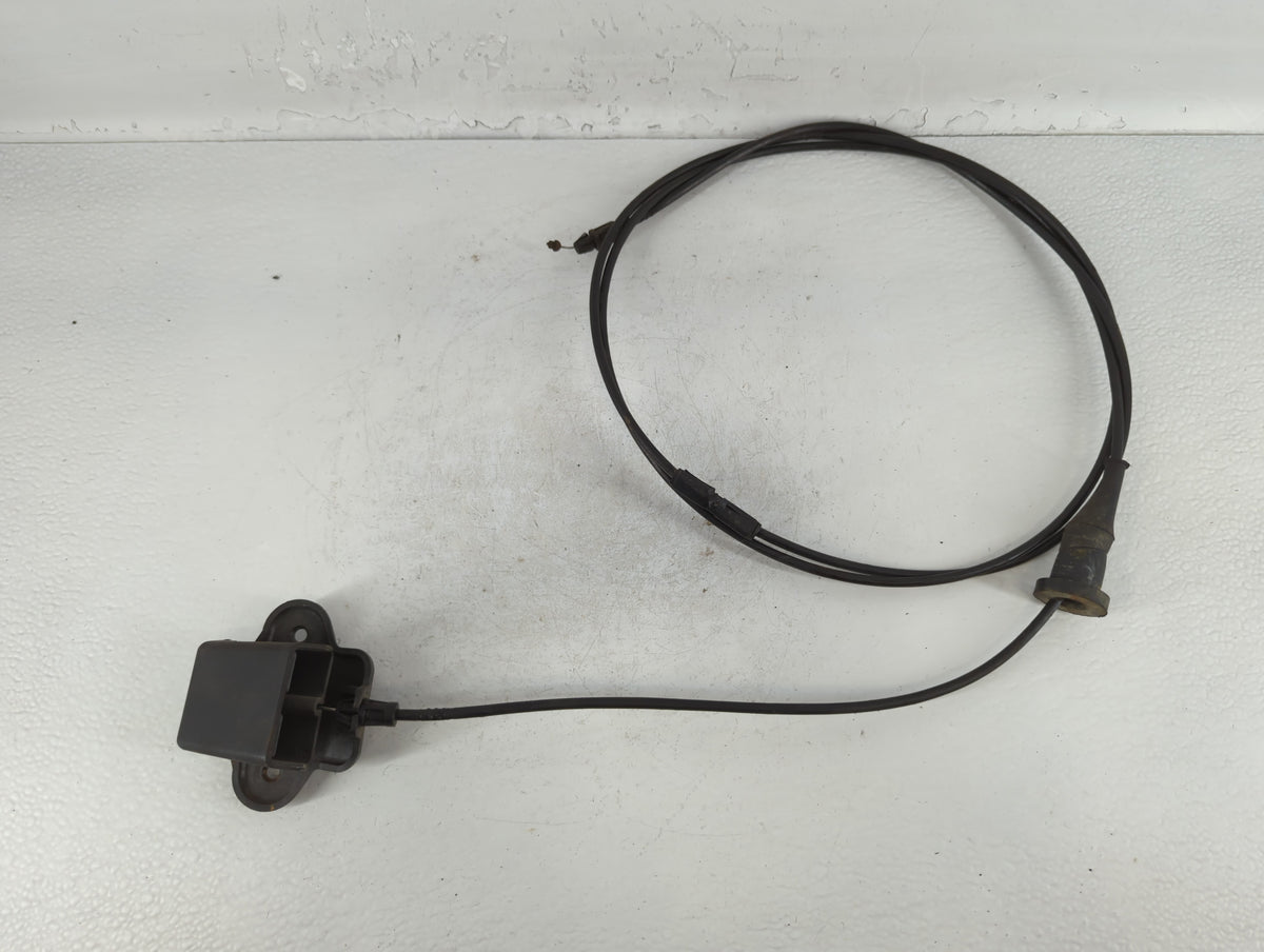 2005 Chrysler 300 Hood release Handle with Cable - Oemusedautoparts1.com