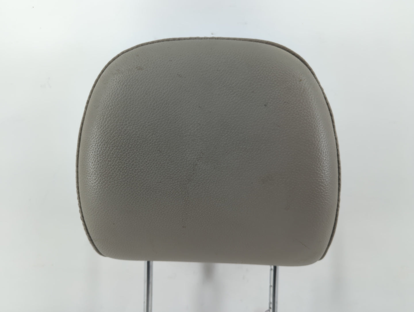 2005-2007 Chrysler 300 Headrest Head Rest Front Driver Passenger Seat Fits Fits 2005 2006 2007 OEM Used Auto Parts - Oemused