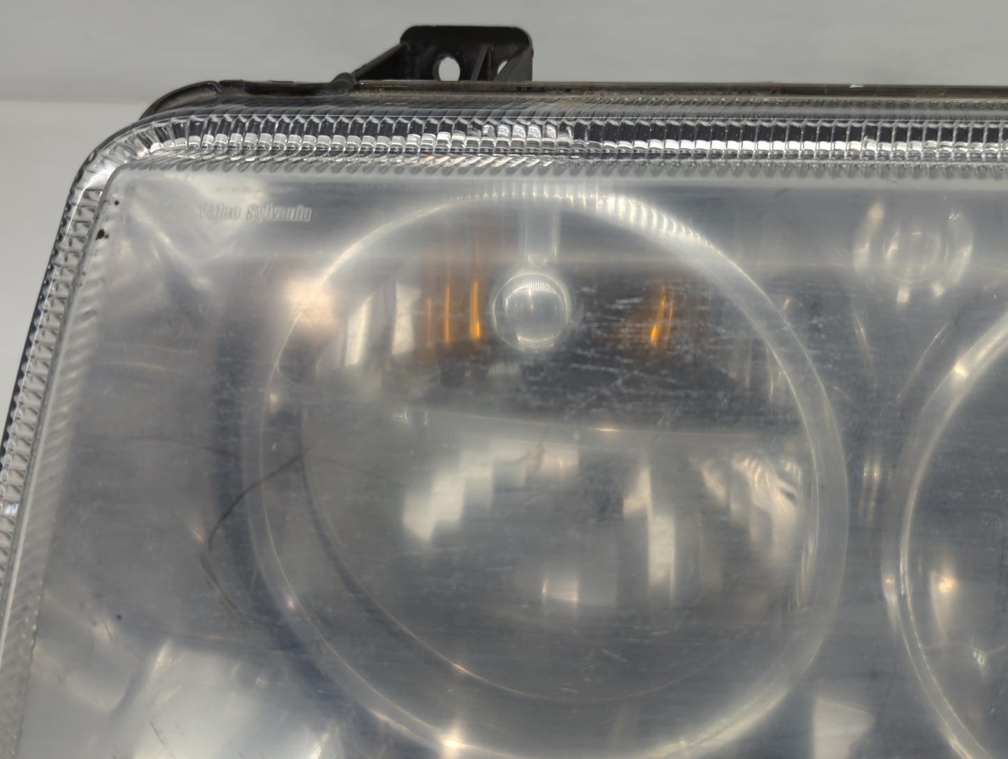 2005-2007 Chrysler 300 Driver Left Oem Head Light Headlight Lamp - Oemusedautoparts1.com