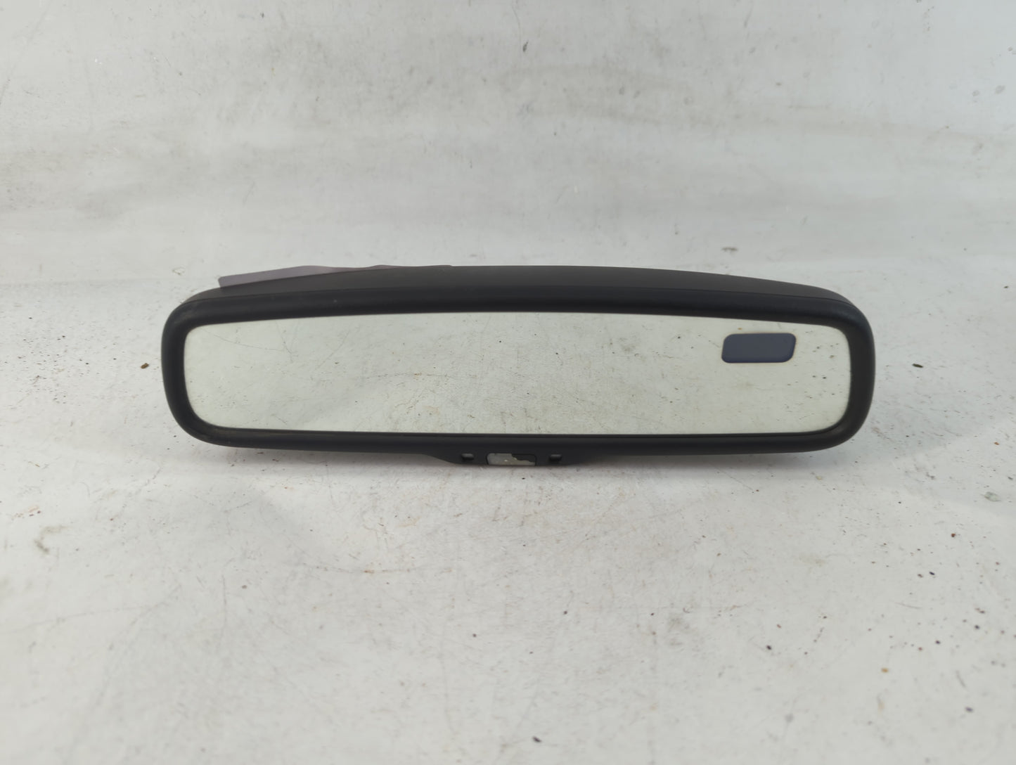 2005-2007 Chrysler 300 Interior Rear View Mirror Replacement OEM P/N:IE11 015892 Fits OEM Used Auto Parts - Oemusedautoparts