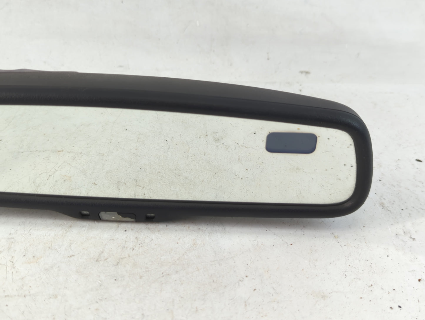 2005-2007 Chrysler 300 Interior Rear View Mirror Replacement OEM P/N:IE11 015892 Fits OEM Used Auto Parts - Oemusedautoparts
