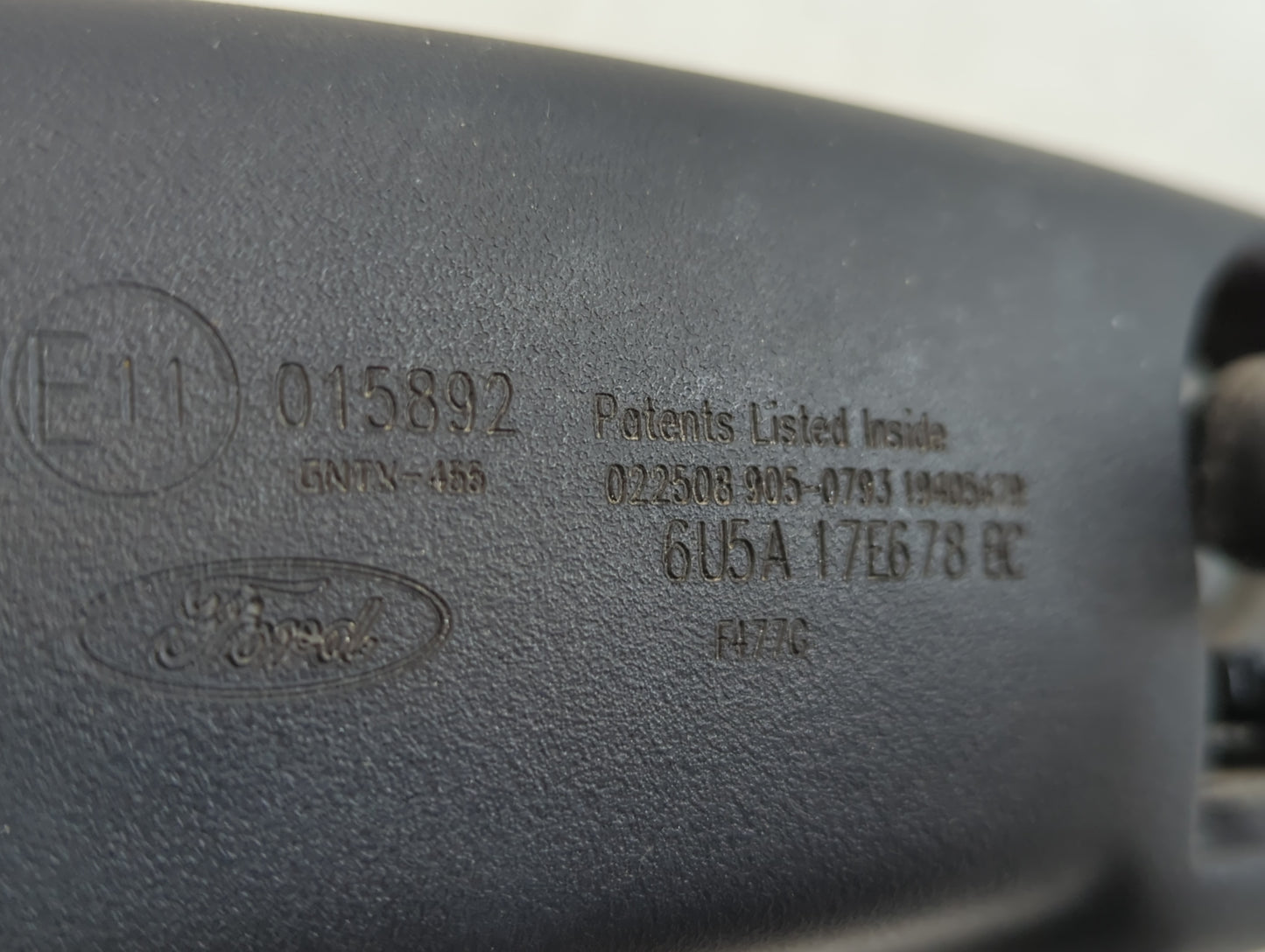 2005-2007 Chrysler 300 Interior Rear View Mirror Replacement OEM P/N:IE11 015892 Fits OEM Used Auto Parts - Oemusedautoparts