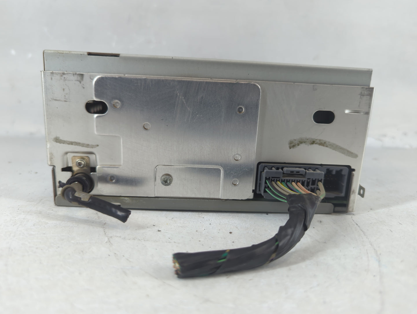 2005-2007 Chrysler 300 Radio AM FM Cd Player Receiver Replacement P/N:P05064030AN Fits Fits 2004 2005 2006 2007 2008 2009 20