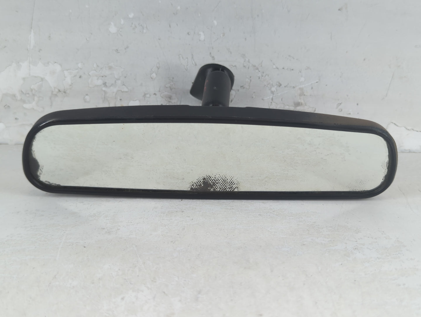 2005-2010 Chrysler 300 Interior Rear View Mirror Replacement OEM P/N:E8011681 Fits OEM Used Auto Parts - Oemusedautoparts1.c