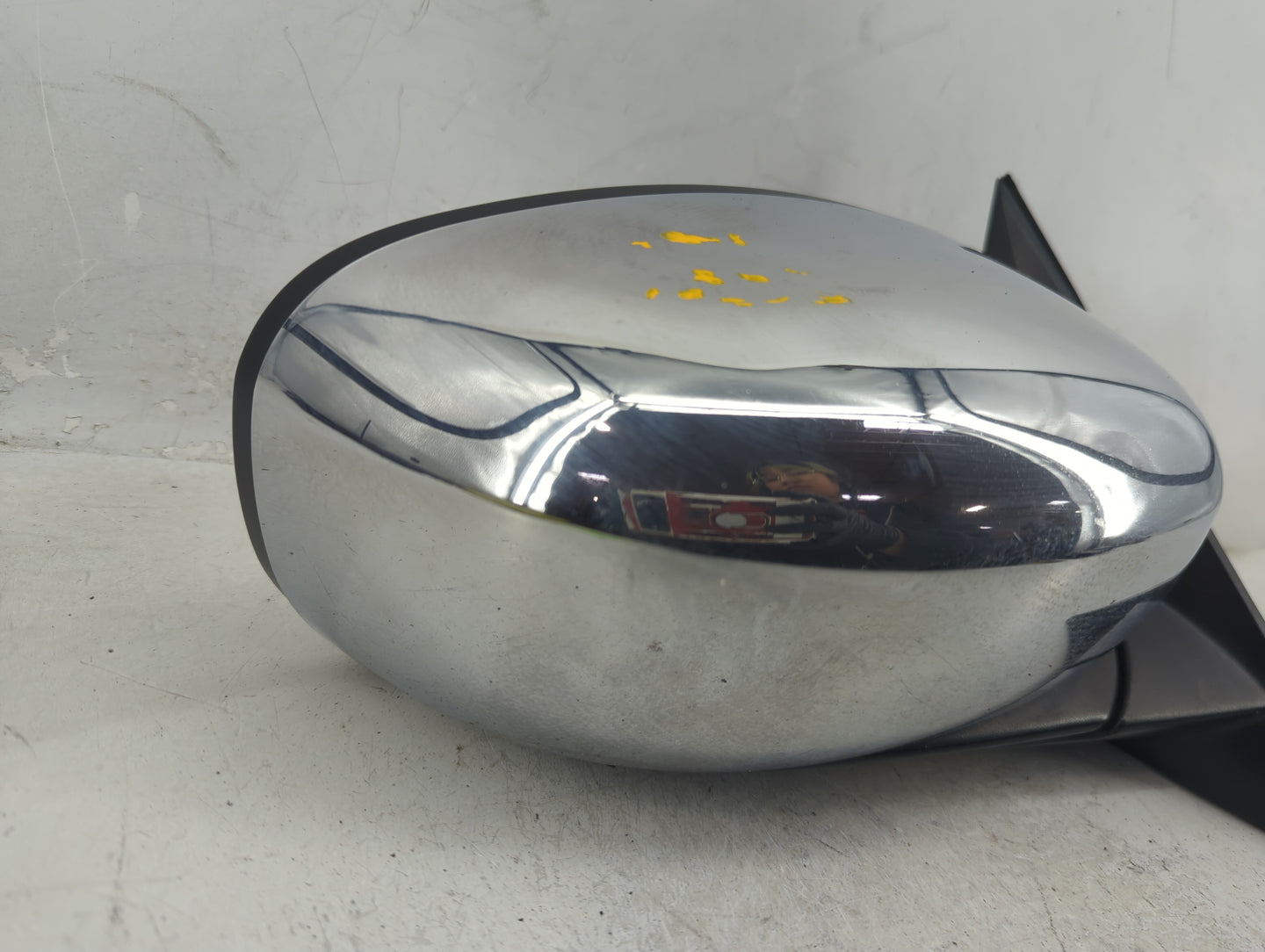 2005-2010 Chrysler 300 Passenger Side View Mirror - Right Door Mirror OEM Used - Oemusedautoparts1.com