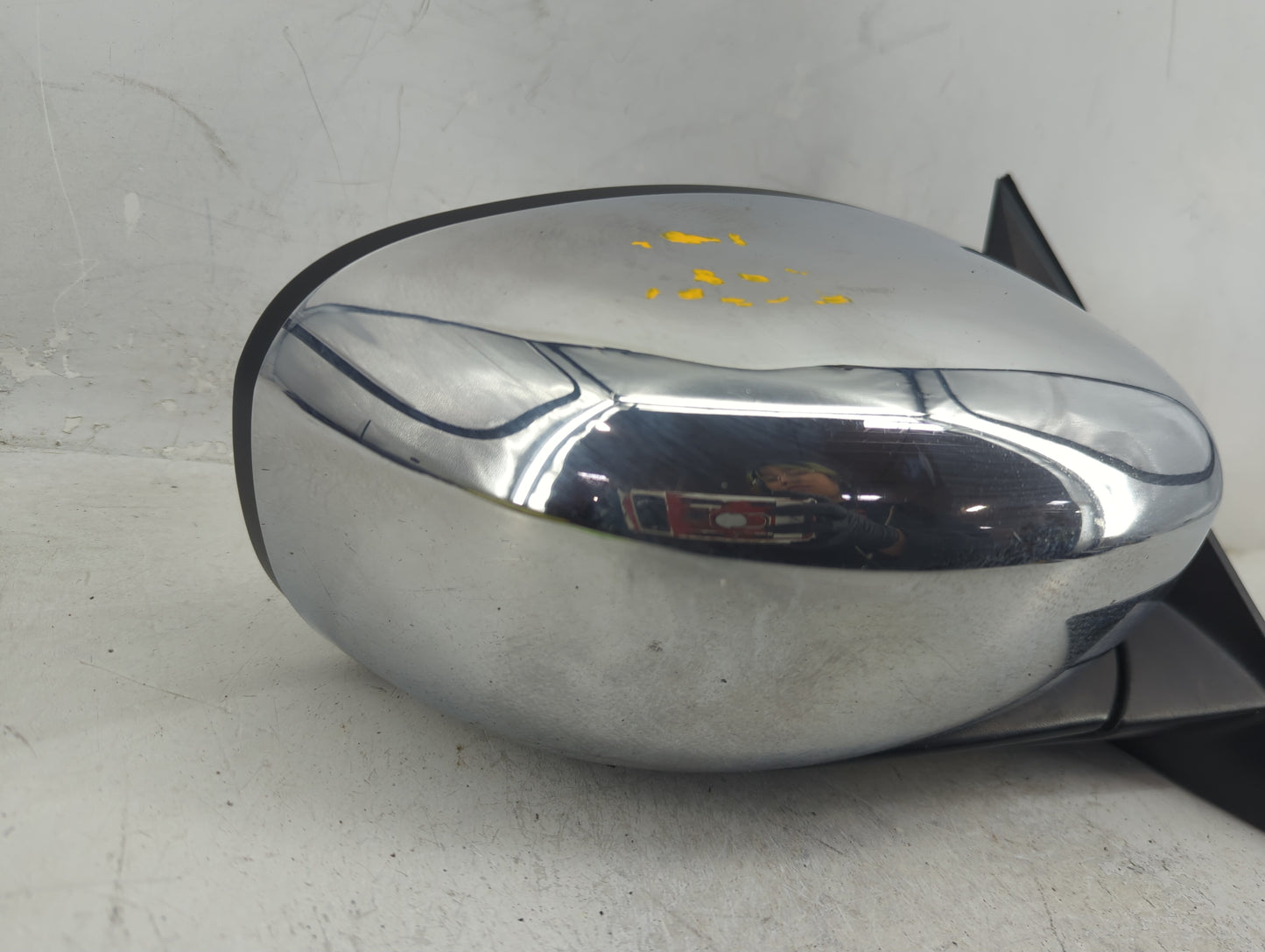 2005-2010 Chrysler 300 Passenger Side View Mirror - Right Door Mirror OEM Used - Oemusedautoparts1.com