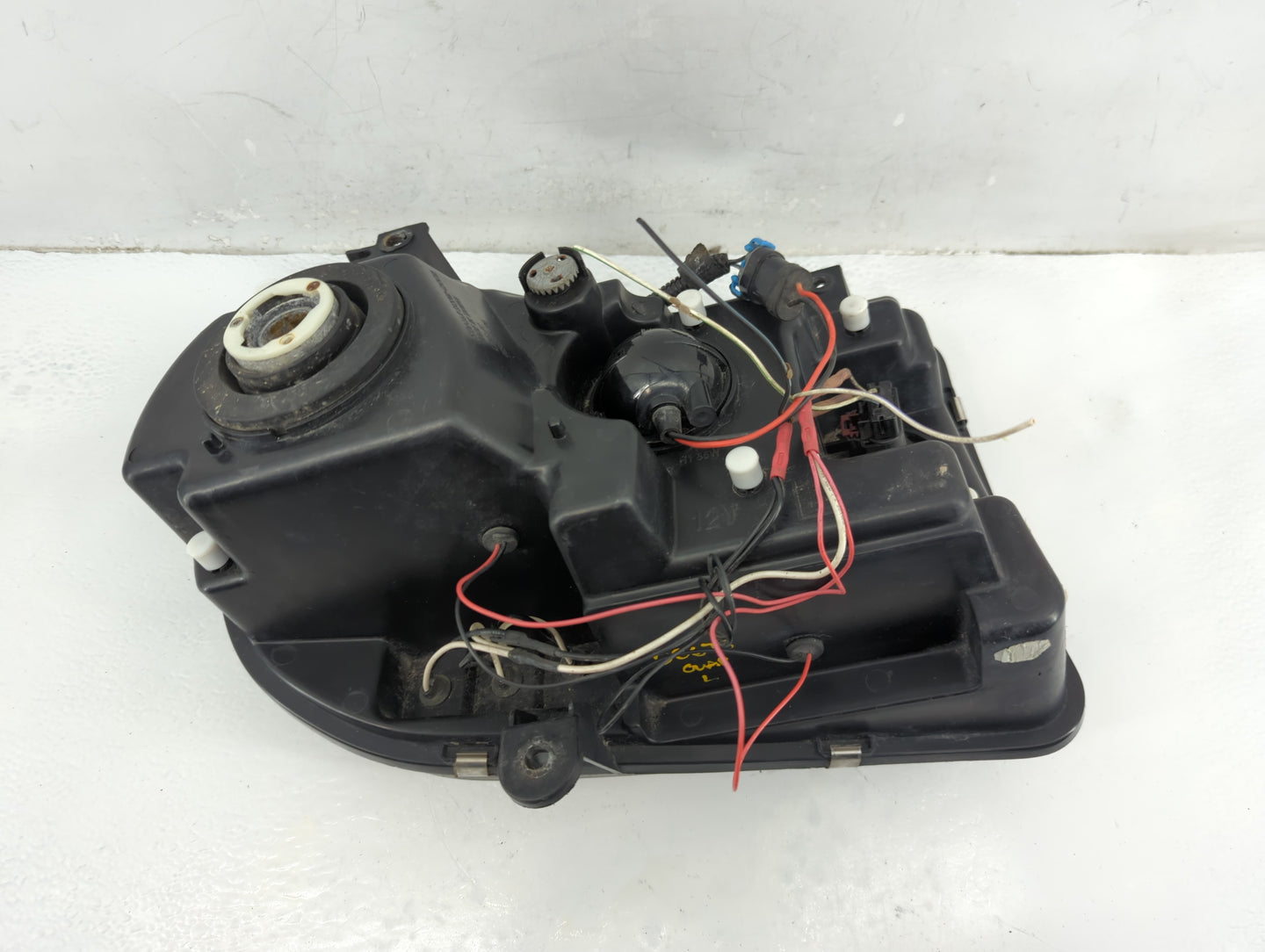 2008-2010 Chrysler 300 Driver Left Oem Head Light Headlight Lamp - Oemusedautoparts1.com
