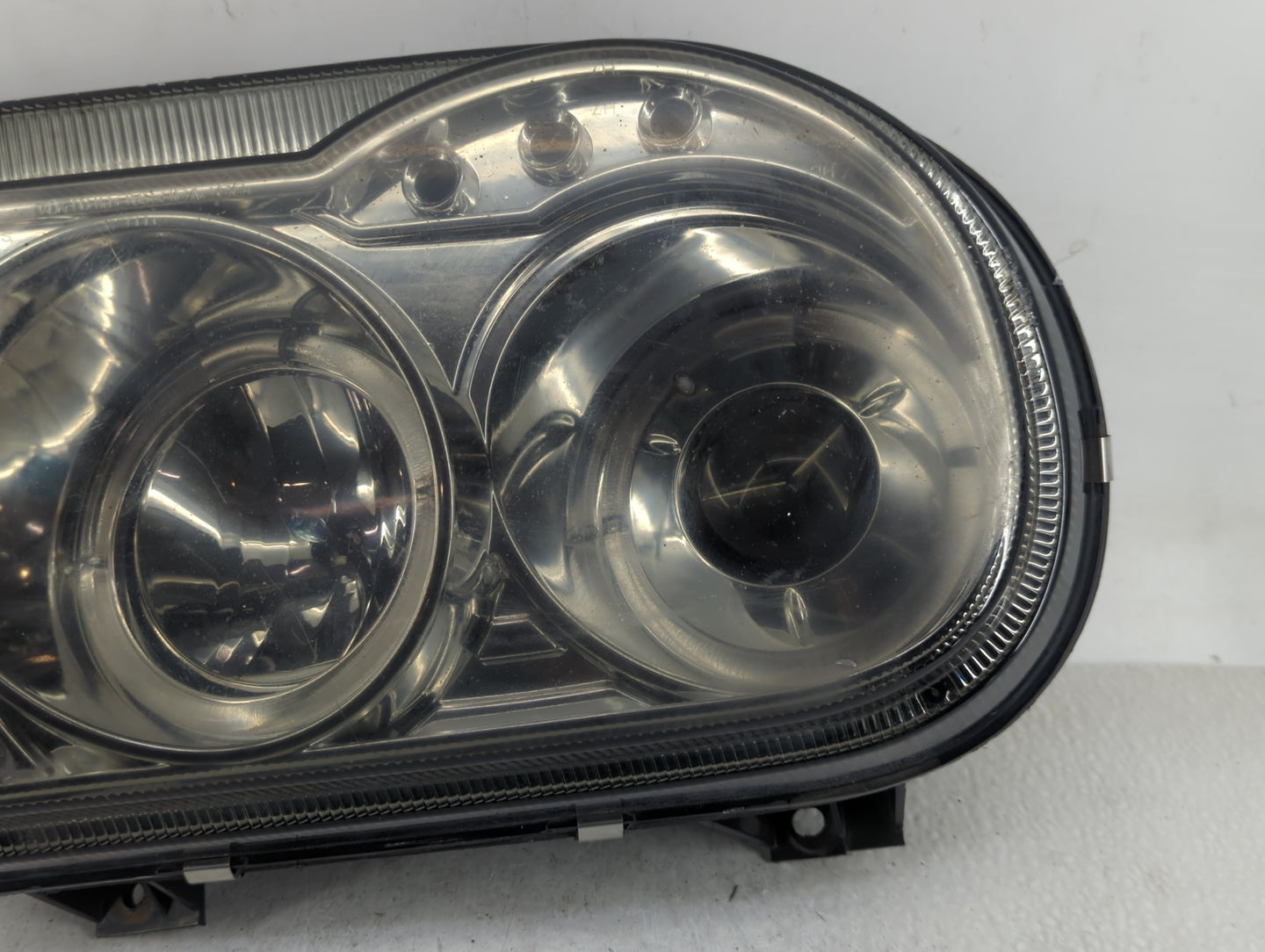 2008-2010 Chrysler 300 Passenger Right Oem Head Light Headlight Lamp - Oemusedautoparts1.com