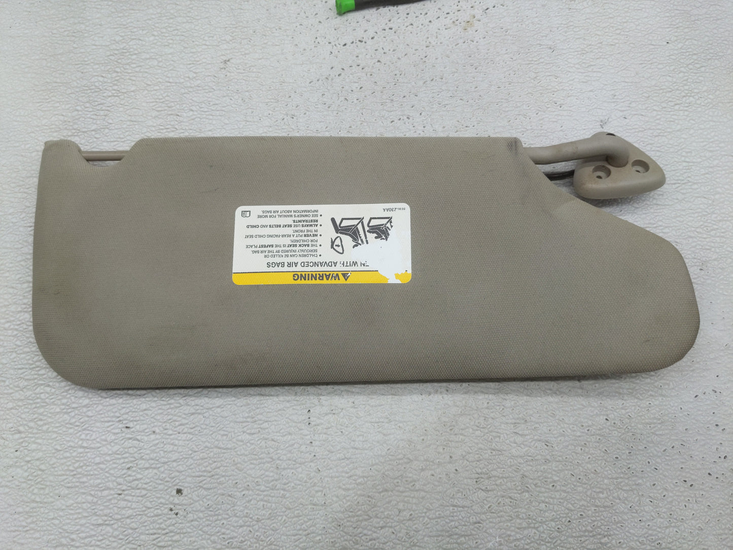 2005-2007 Chrysler 300 Sun Visor Shade Replacement Driver Left Mirror Fits Fits 2005 2006 2007 OEM Used Auto Parts - Oemused