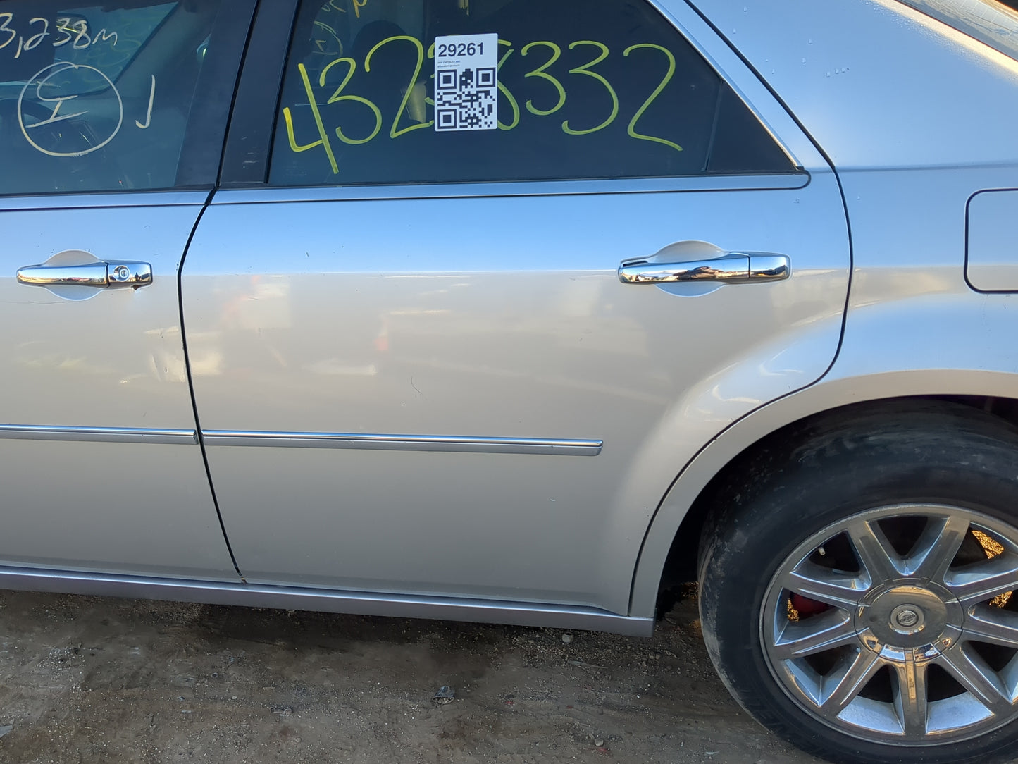 Chrysler 300c Driver Rear Door Oem - Oemusedautoparts1.com