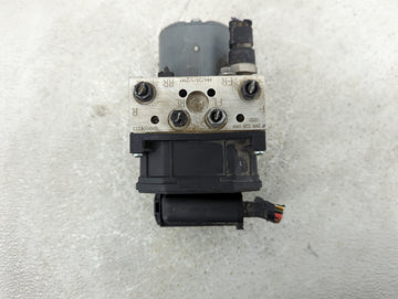 2005 Chrysler 300c ABS Pump Control Module Replacement P/N:P04779212AG Fits Fits 2006 2007 OEM Used Auto Parts - Oemusedauto