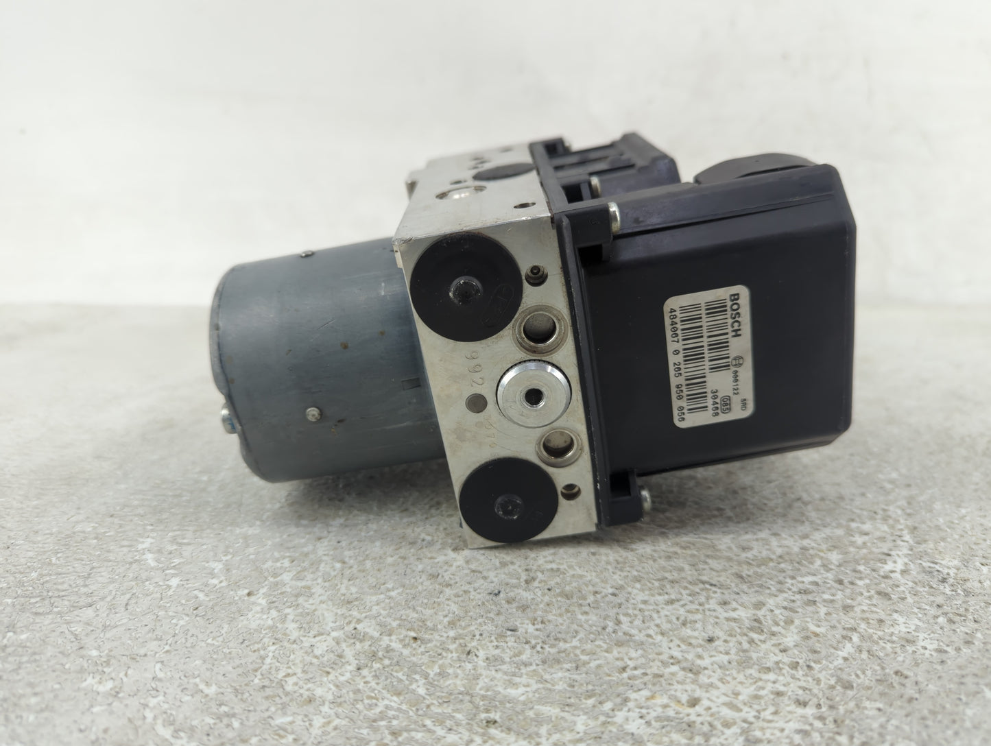 2005 Chrysler 300c ABS Pump Control Module Replacement P/N:P04779212AG Fits Fits 2006 2007 OEM Used Auto Parts - Oemusedauto