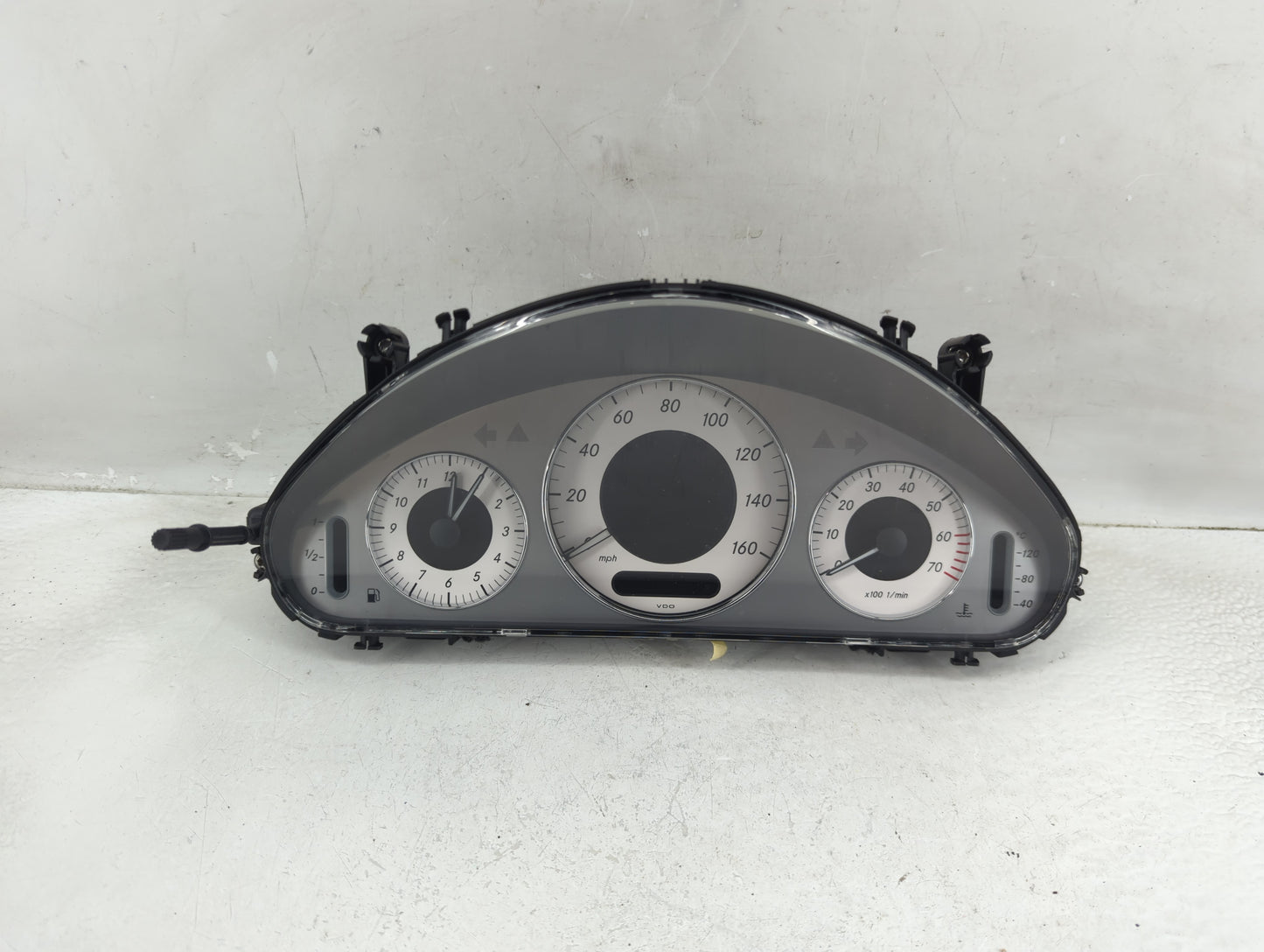 2005 Chrysler E Class Instrument Cluster Speedometer Gauges P/N:A 211 540 00 47 Fits OEM Used Auto Parts - Oemusedautoparts1