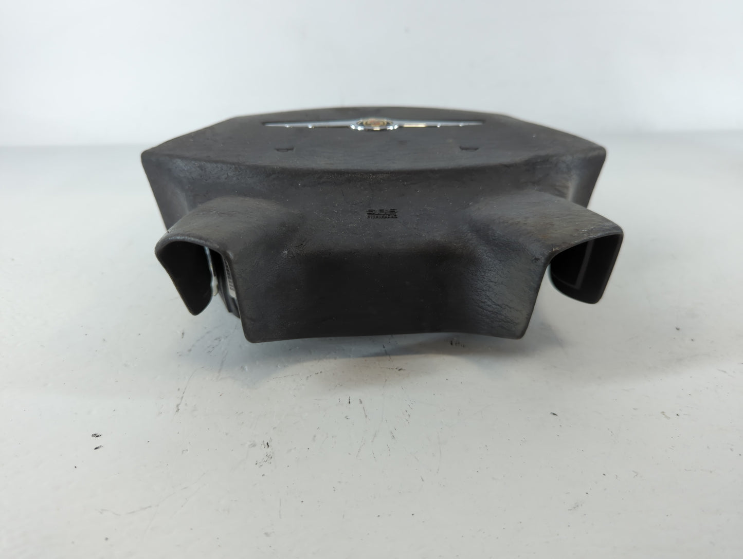 2005 Chrysler Pacifica Air Bag Driver Left Steering Wheel Mounted P/N:P0UB53XDVAE Fits OEM Used Auto Parts - Oemusedautopart