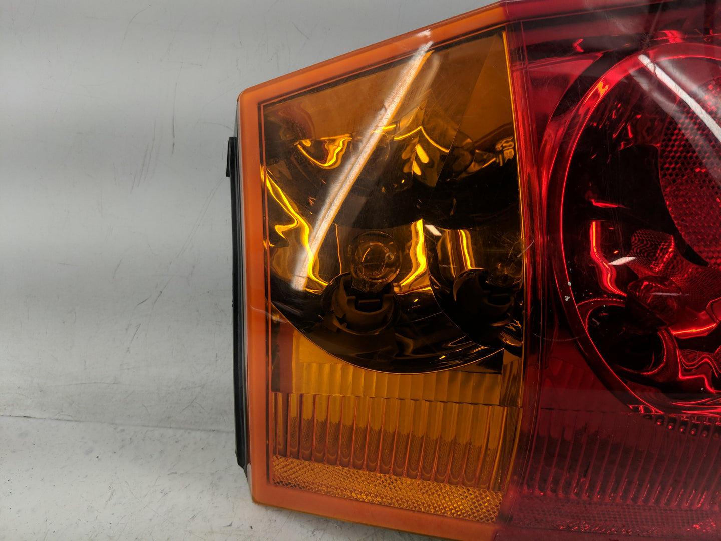 2005 Chrysler Pacifica Tail Light Assembly Driver Left OEM Fits OEM Used Auto Parts - Oemusedautoparts1.com