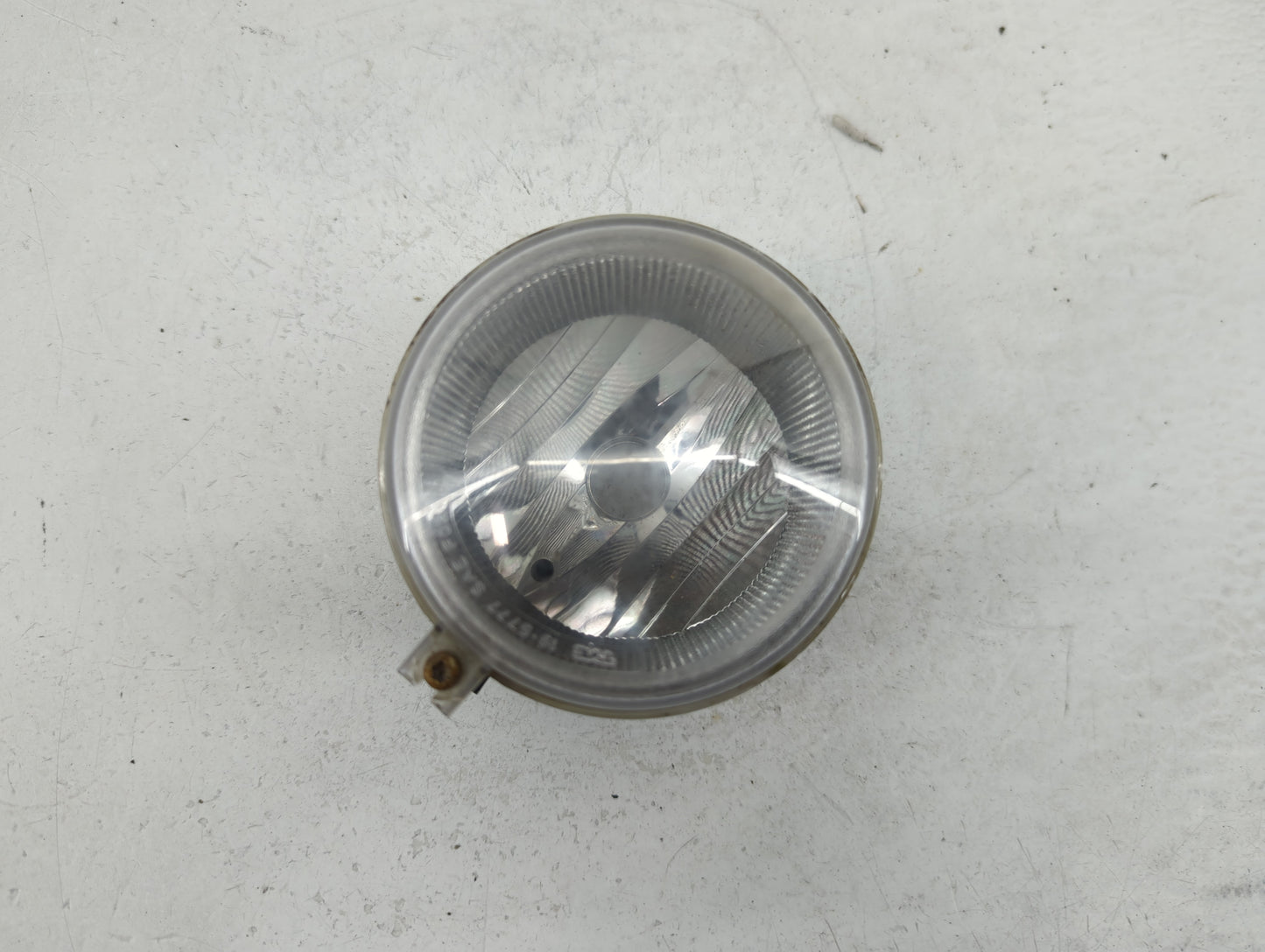 2005-2008 Chrysler Pacifica Driver Left Oem Fog Light Lamp - Oemusedautoparts1.com