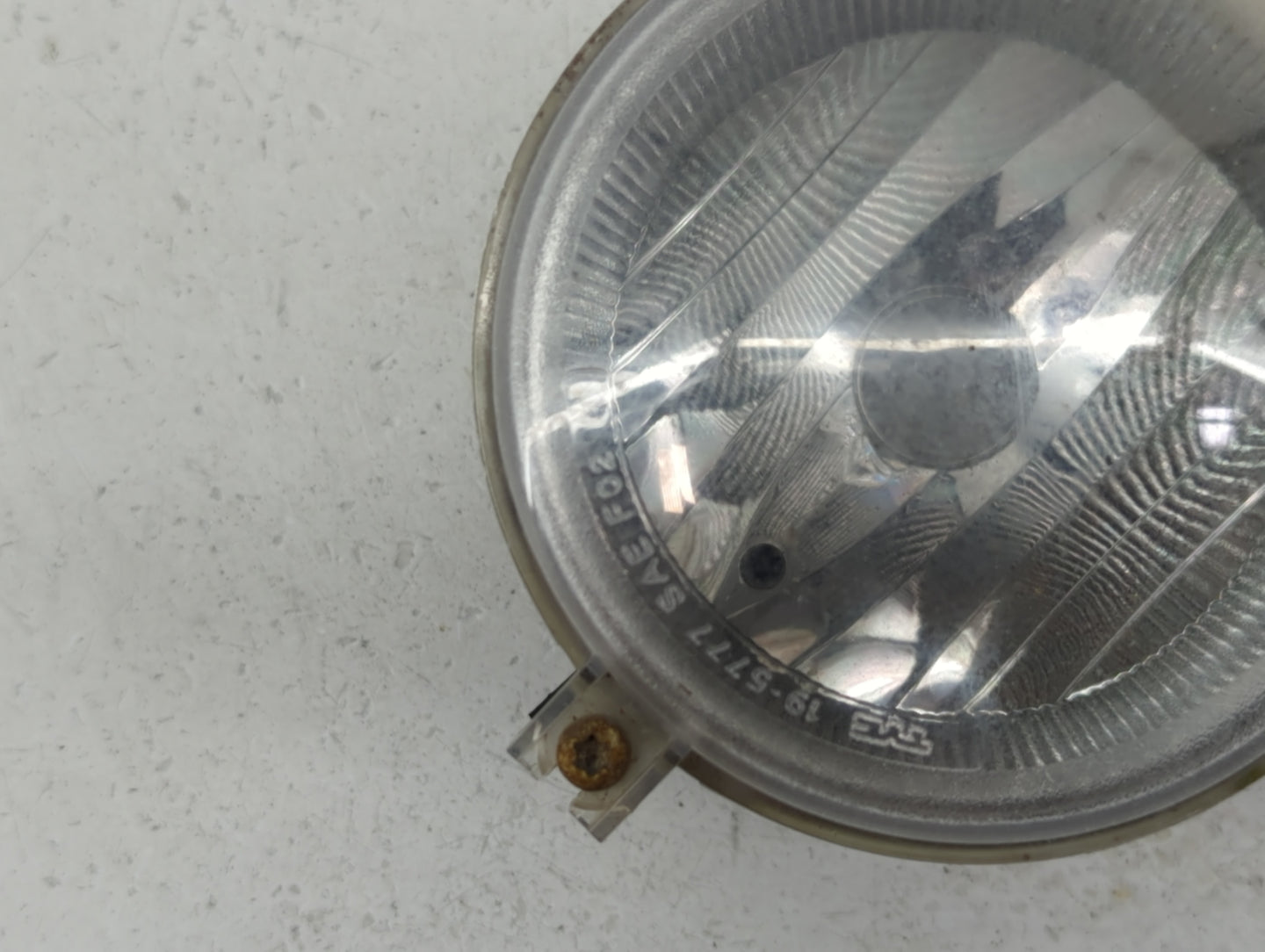 2005-2008 Chrysler Pacifica Driver Left Oem Fog Light Lamp - Oemusedautoparts1.com