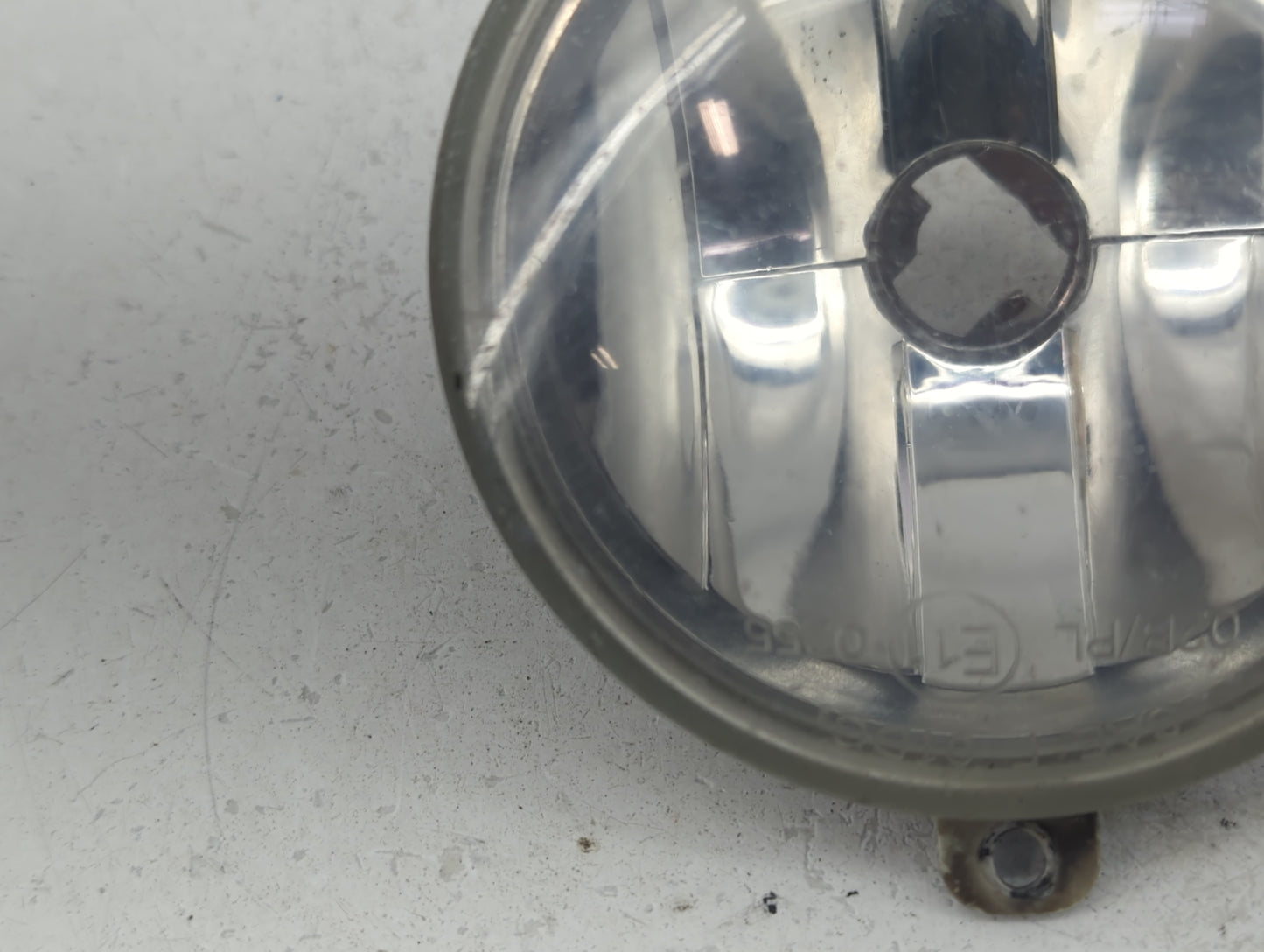 2004-2005 Chrysler Pacifica Driver Left Oem Fog Light Lamp - Oemusedautoparts1.com