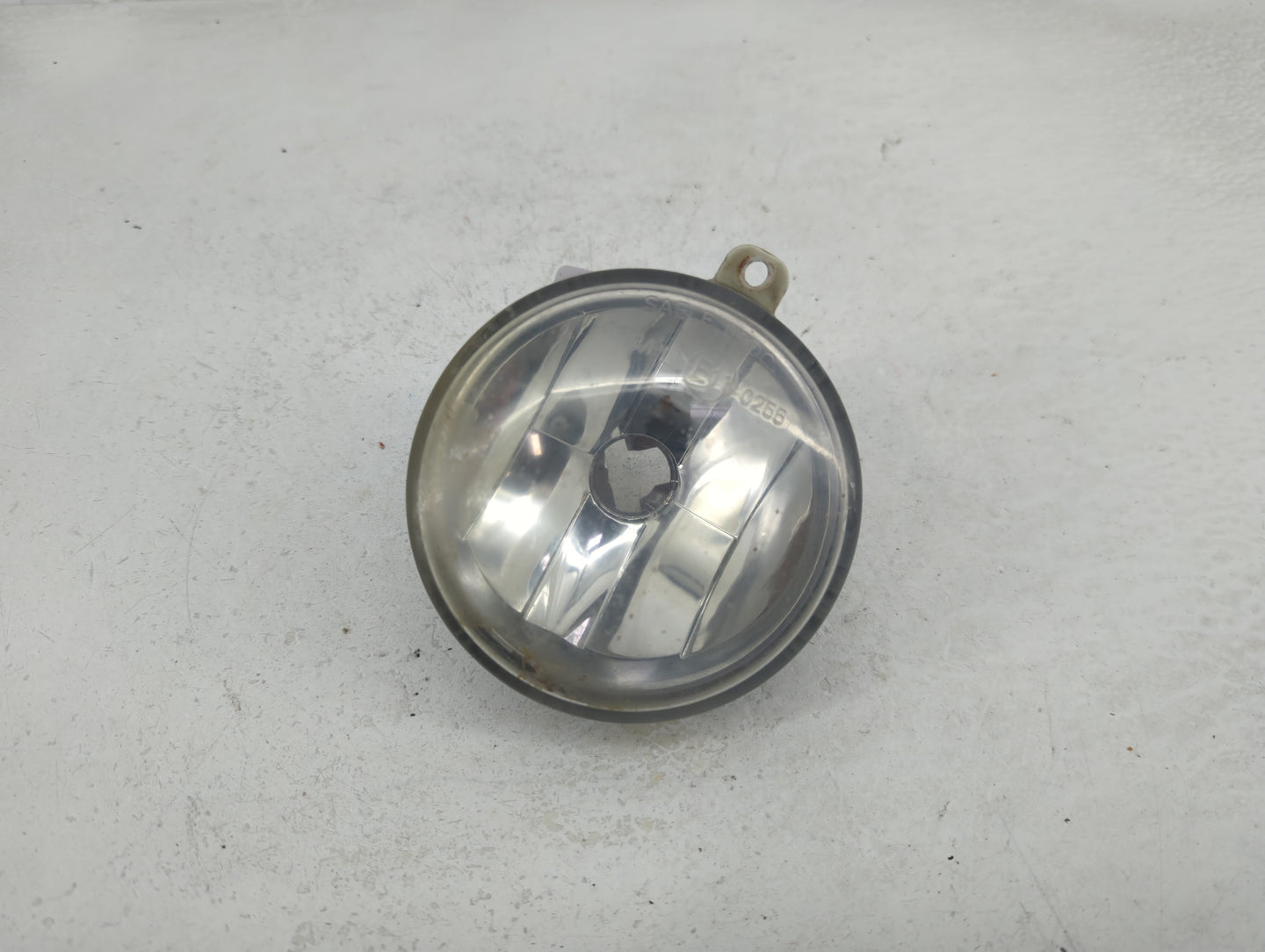 2004-2005 Chrysler Pacifica Passenger Right Oem Fog Light Lamp - Oemusedautoparts1.com