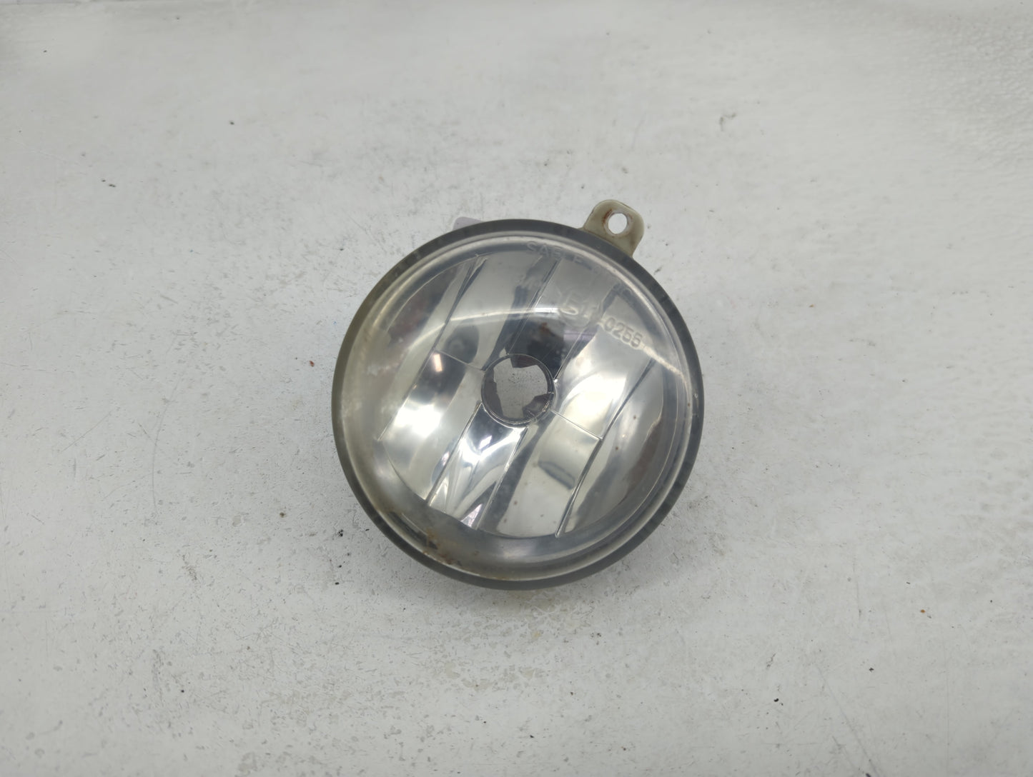 2004-2005 Chrysler Pacifica Passenger Right Oem Fog Light Lamp - Oemusedautoparts1.com