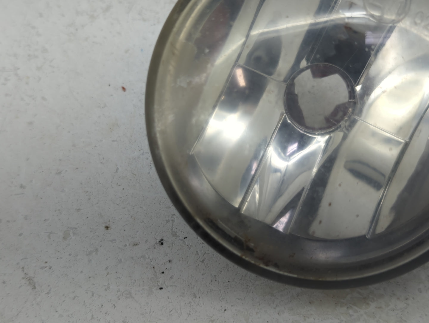 2004-2005 Chrysler Pacifica Passenger Right Oem Fog Light Lamp - Oemusedautoparts1.com