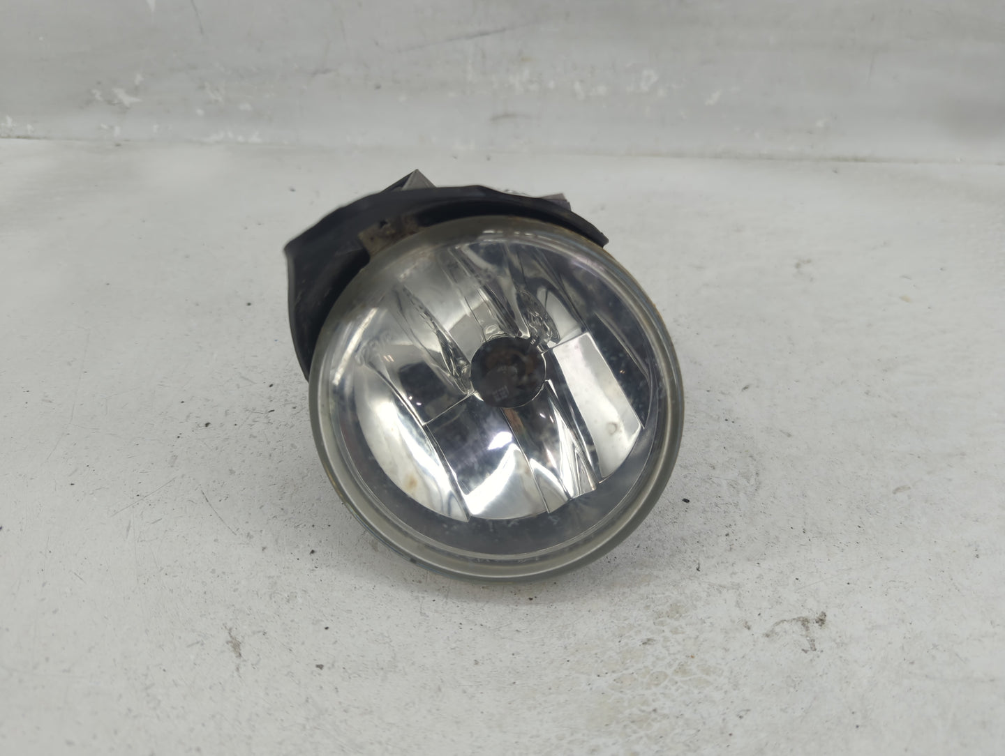 2004-2005 Chrysler Pacifica Passenger Right Oem Fog Light Lamp - Oemusedautoparts1.com