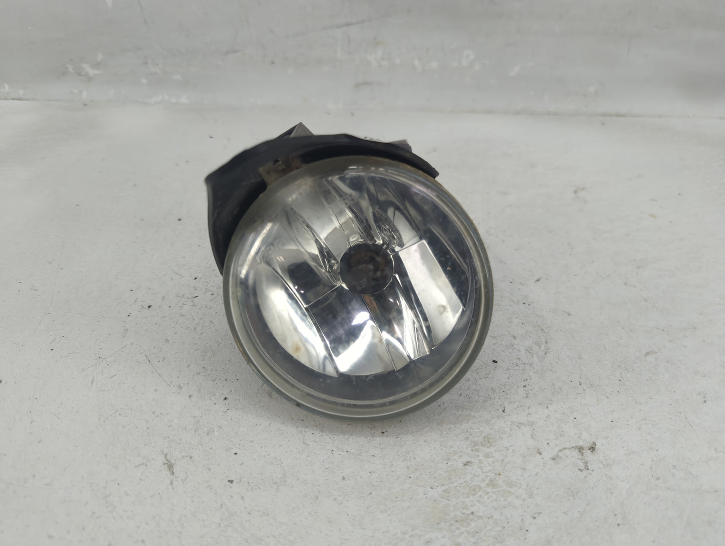 2004-2005 Chrysler Pacifica Passenger Right Oem Fog Light Lamp - Oemusedautoparts1.com