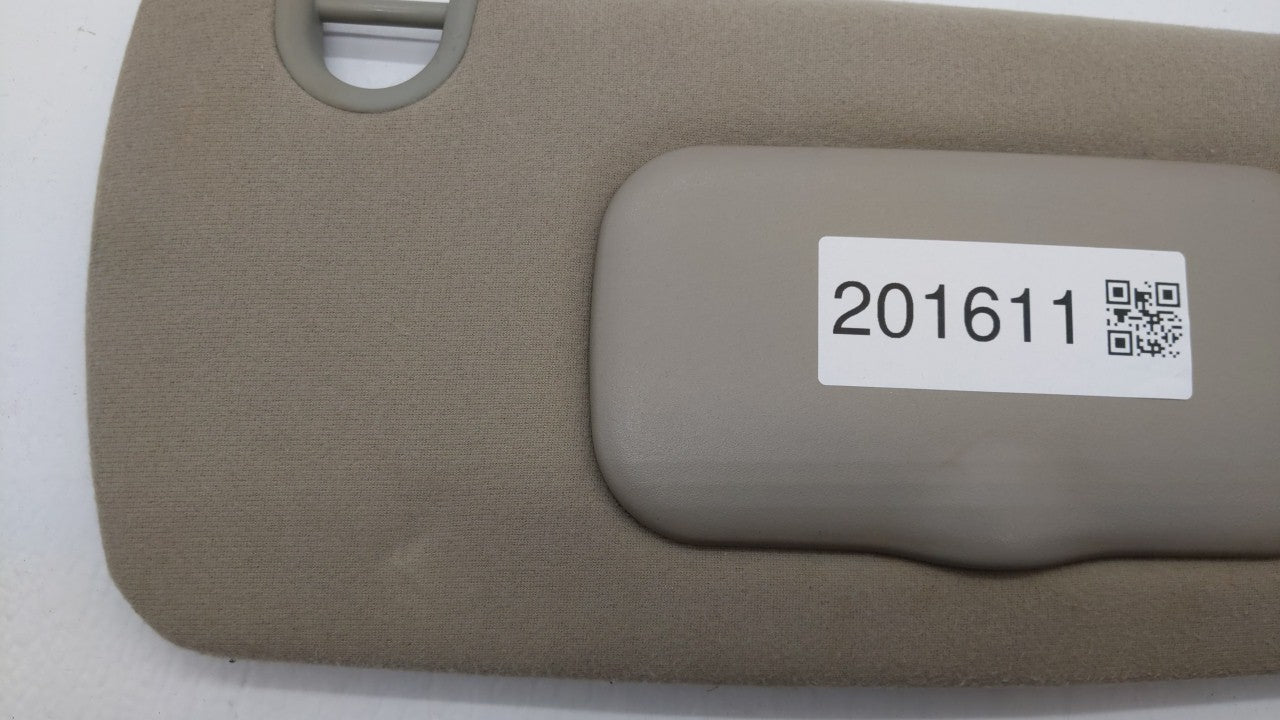 2004-2006 Chrysler Pacifica Sun Visor Shade Replacement Passenger Right Mirror Fits Fits 2004 2005 2006 OEM Used Auto Parts 