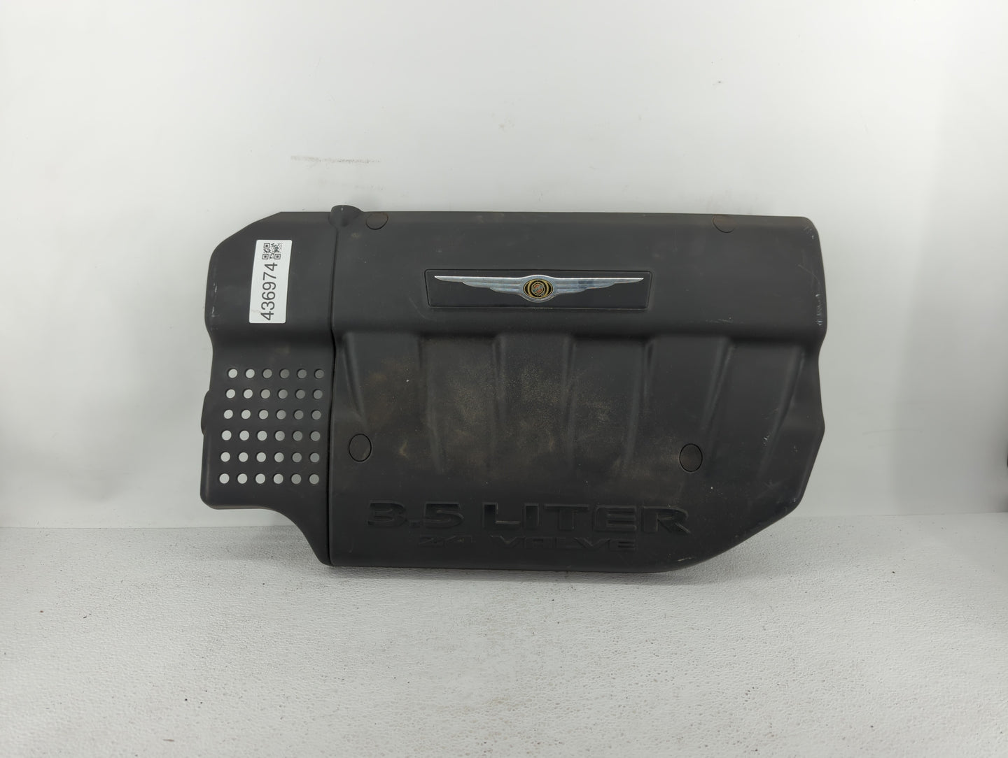 2005 Chrysler Pacifica Engine Cover - Oemusedautoparts1.com